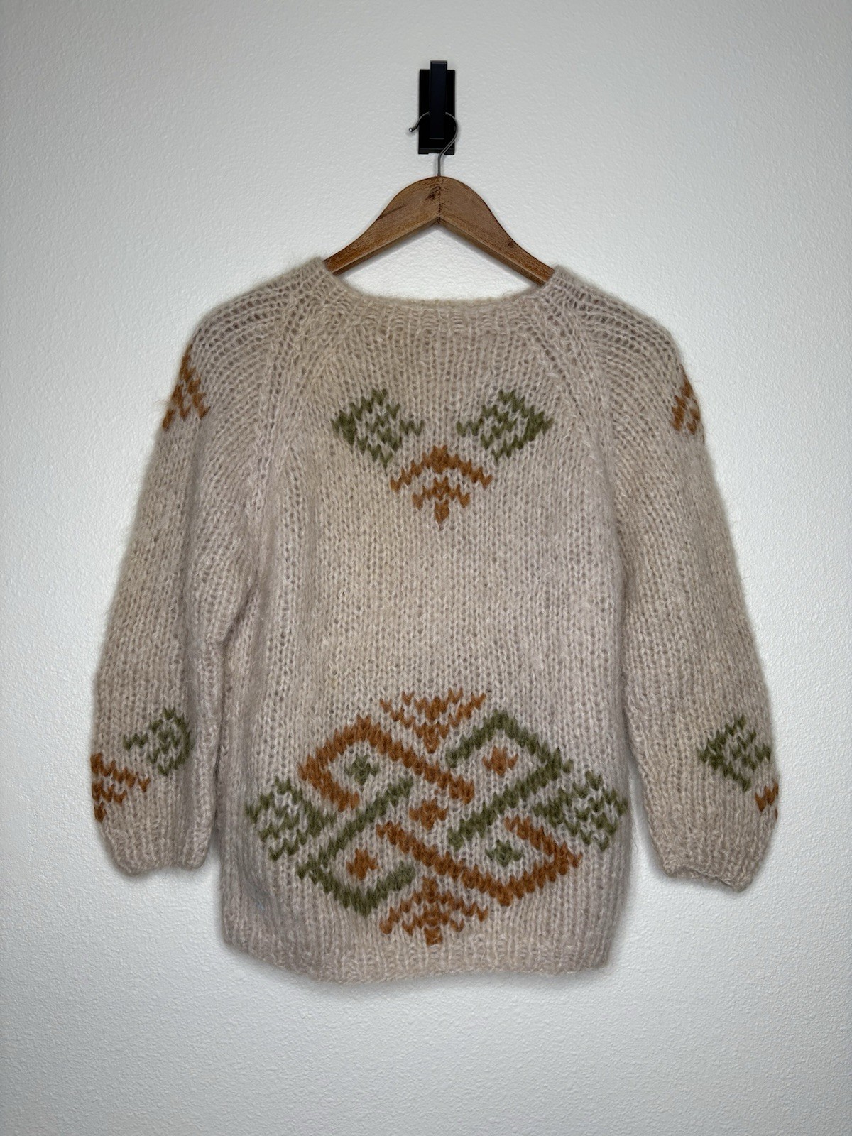 Vintage Made In Italy Fuzzy Mohair Wool Blend Sweater Hand Knit Pullover Size S