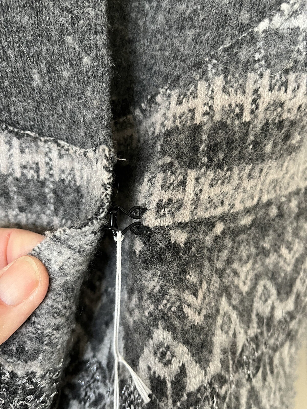 UNBRANDED VINTAGE! Gray Wool Nordic Print Sweater Vest w/ Black Mink Fur Trim S