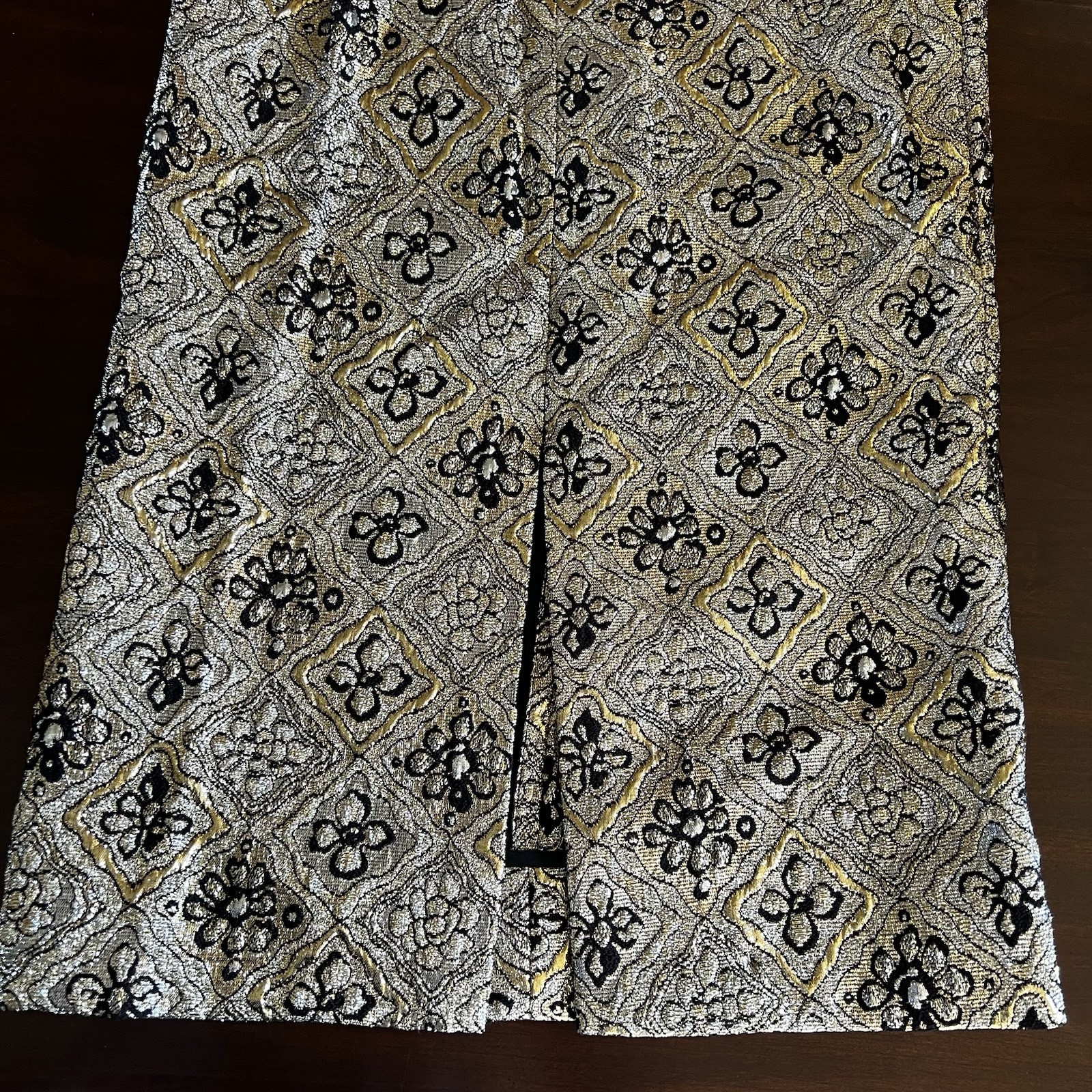 1960’s Vintage Gold Brocade 2pc Dress Skirt Top Sleeveless Geometric Size Small