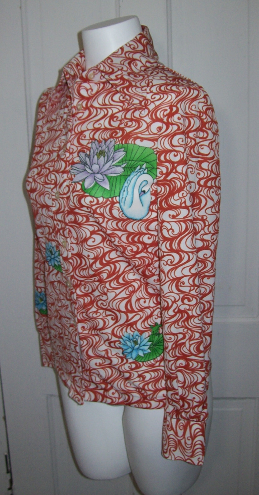 Vintage Womens 1970s Pointed Collar Long Sleeve, FROGS, SWAN, LILLY PADS