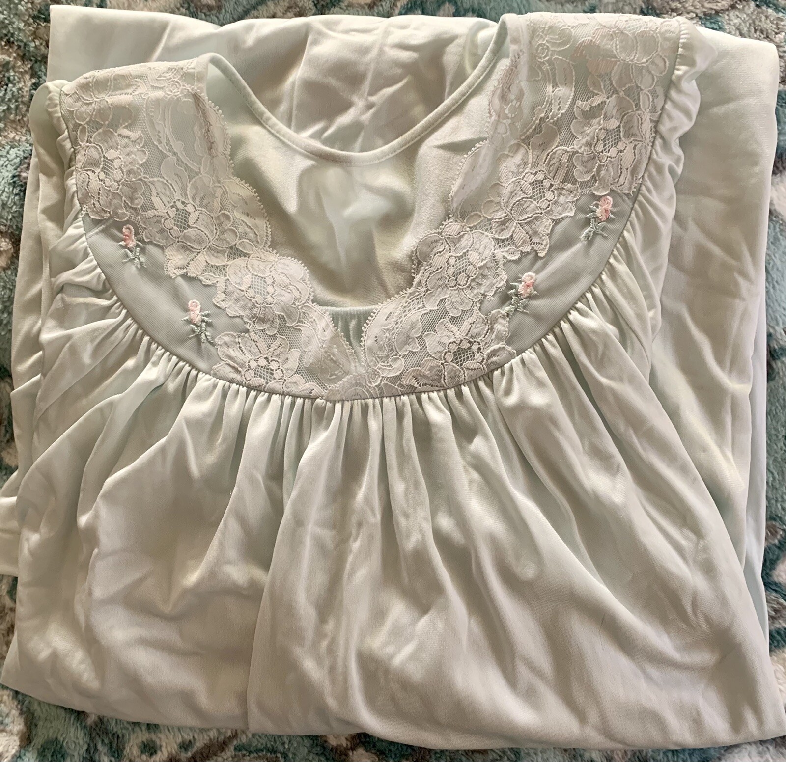 Vintage SHADOWLINE Mint Green & White Lace Nightgown Medium
