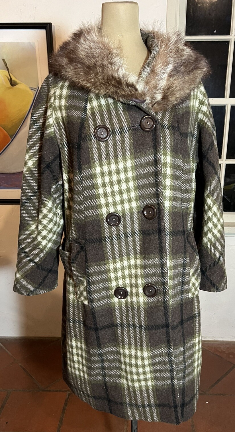 VTG Green & Brown Plaid Long Wool Belted Overcoat Fur Collar 40” Chest EUC