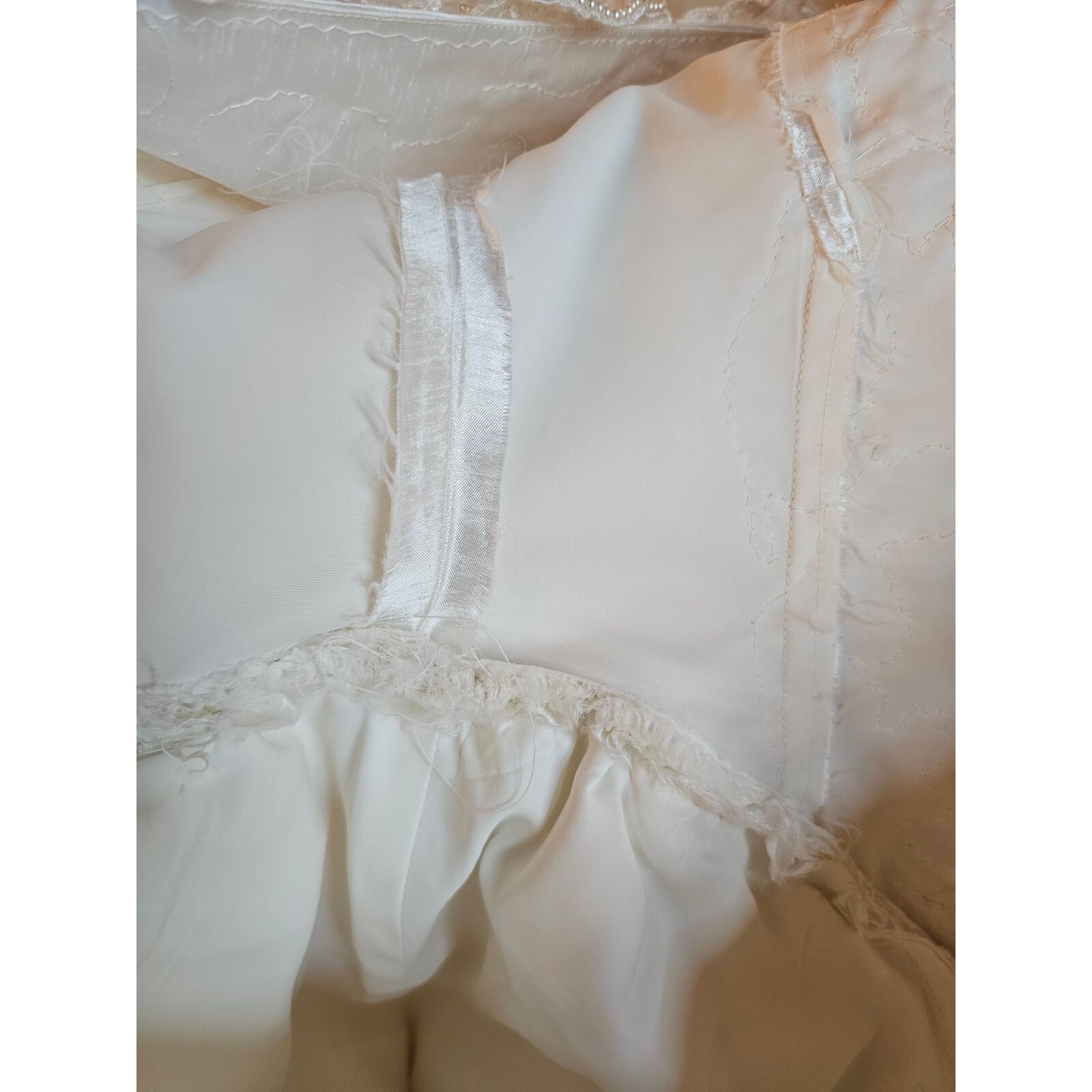 Vintage 90’s Fitted Detachable Train Wedding Gown