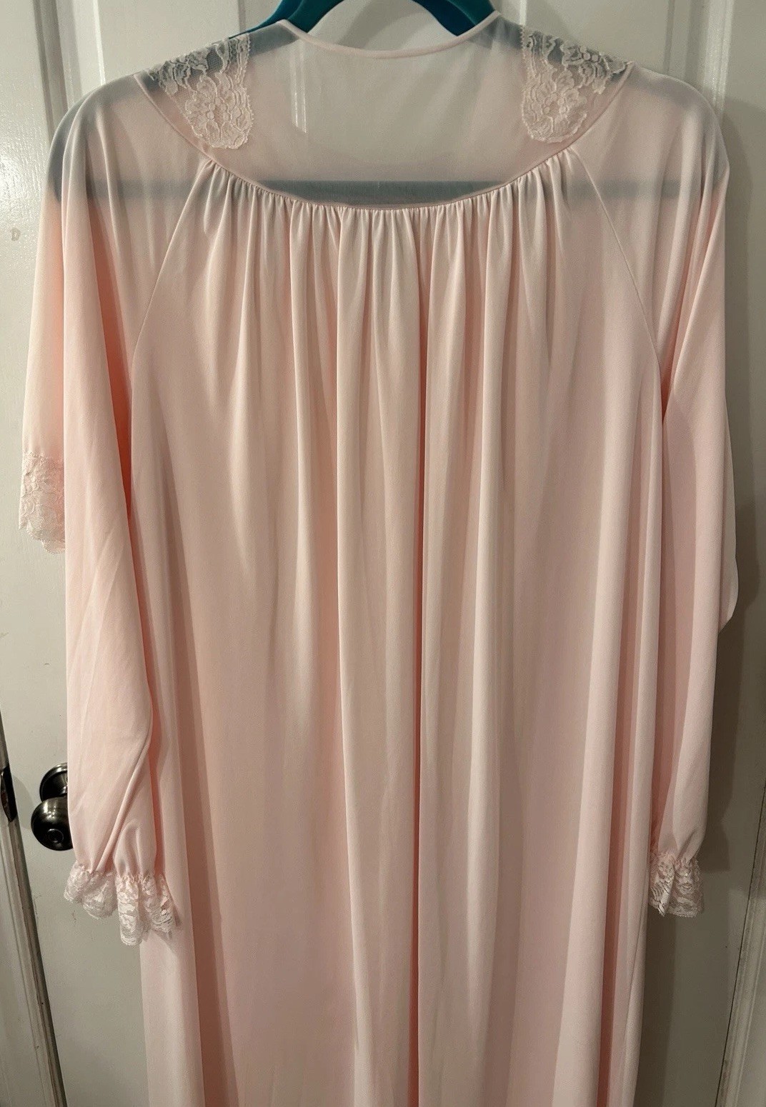 Vintage 2 Piece SHADOWLINE Pink Lace PEIGNOIR Robe (M) And Nightgown (L) Set