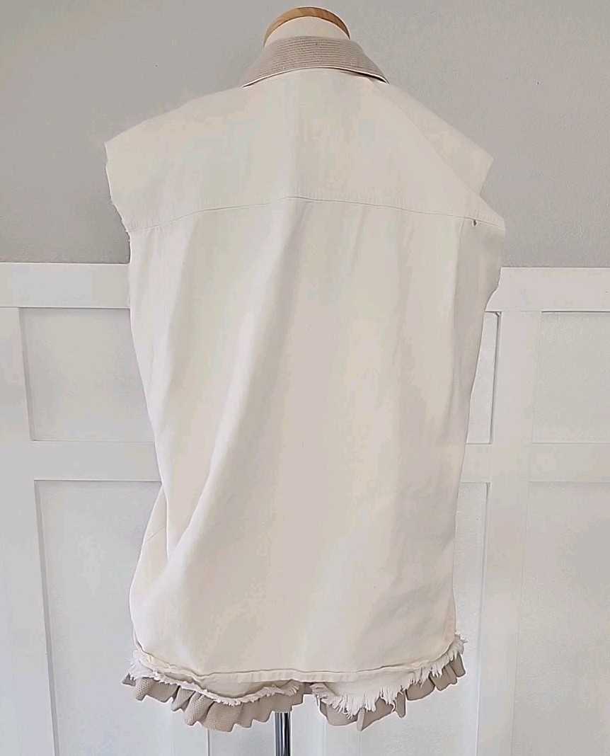 vintage Enchante set of blouse and shorts Ivory Color Size Large Used