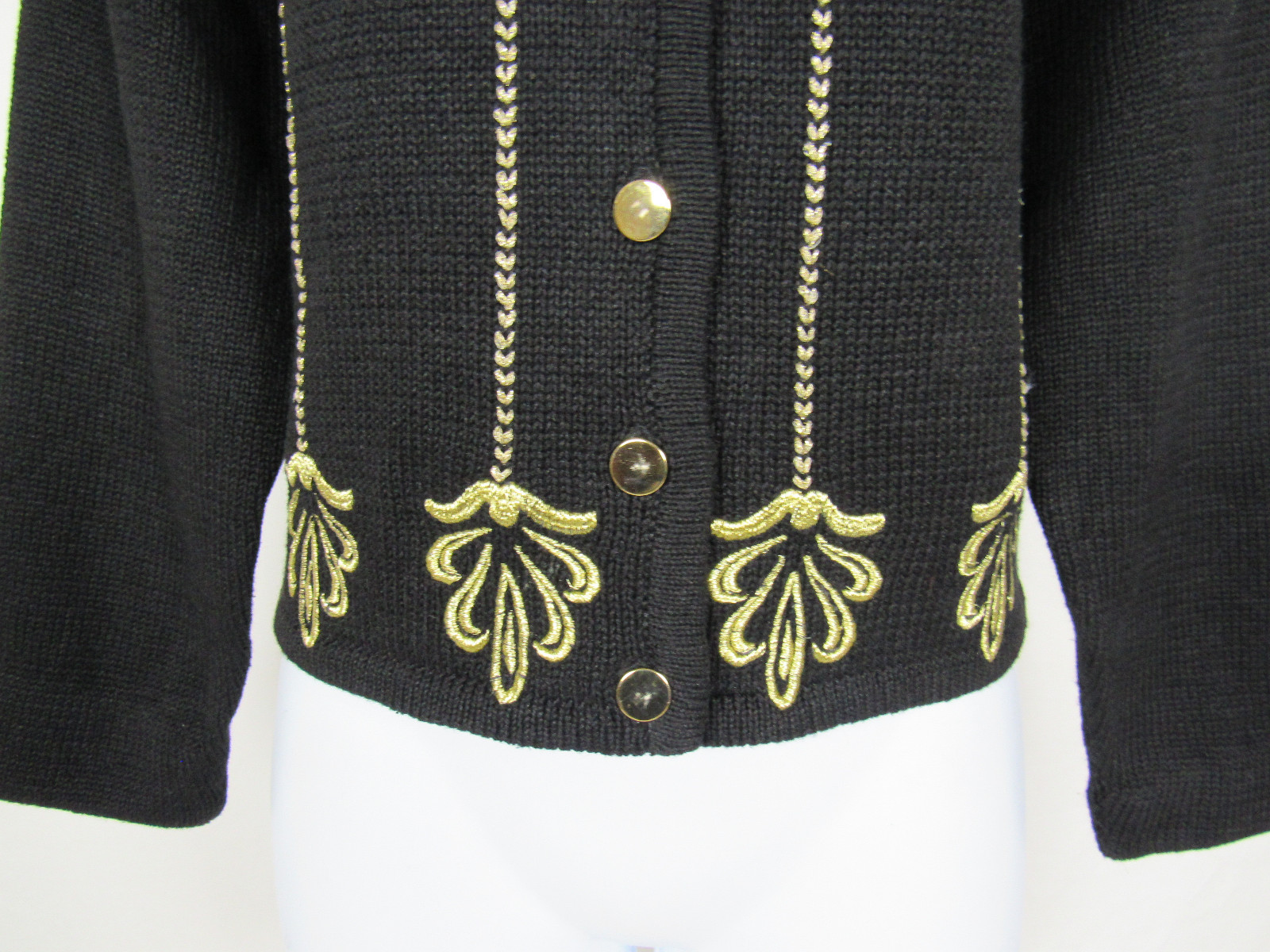 VTG 1980s LISE J. BLACK COTTON RAMIE MEDIUM GOLDEN EMBROIDERY GOLDEN BUTTONS