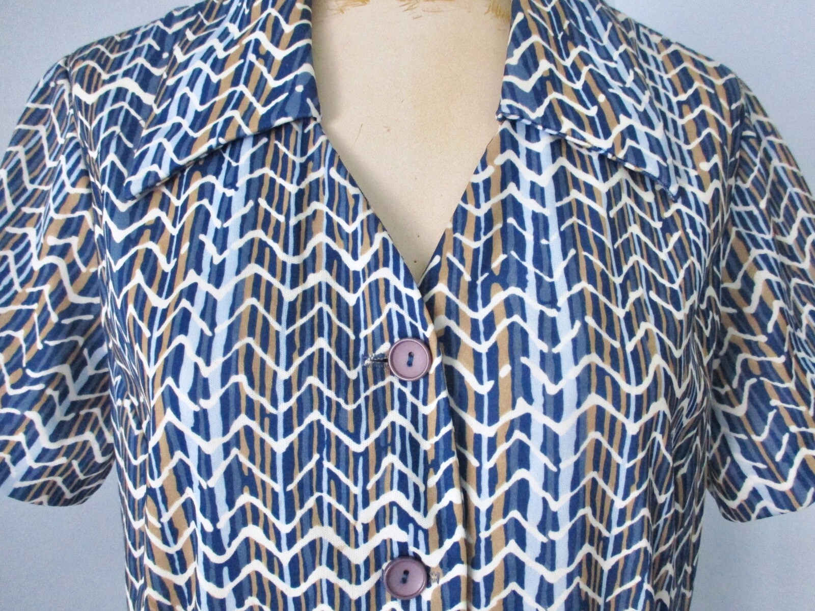 Vtg 60s 70s Blue Beige ZigZag Stripe Poly Knit Sheath Shirt Day Dress Sz 20