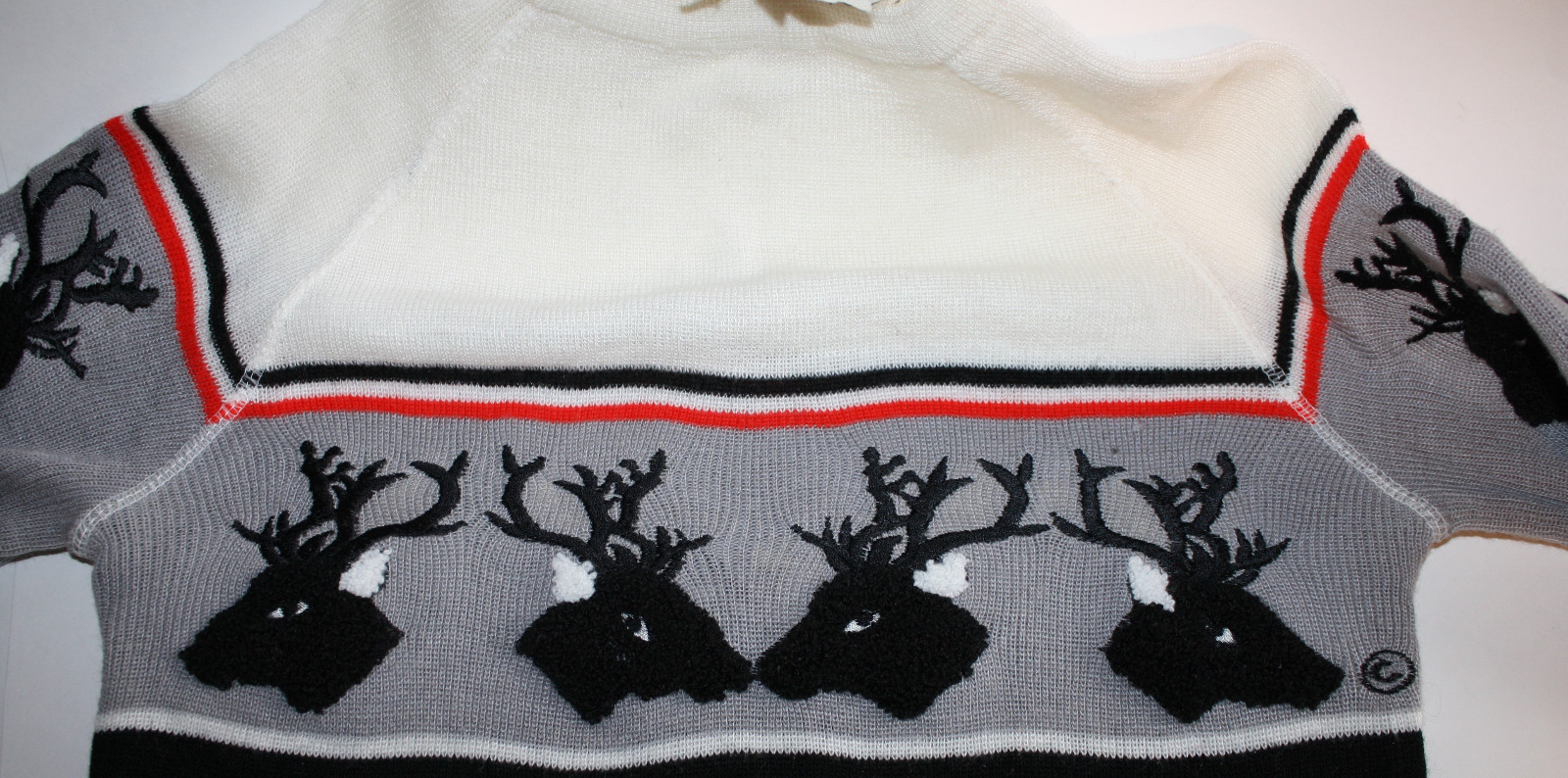 VINTAGE Elk Reindeer Deer Intarsia LS Ski Sweater S Acrylic Cyn Les Shirlee