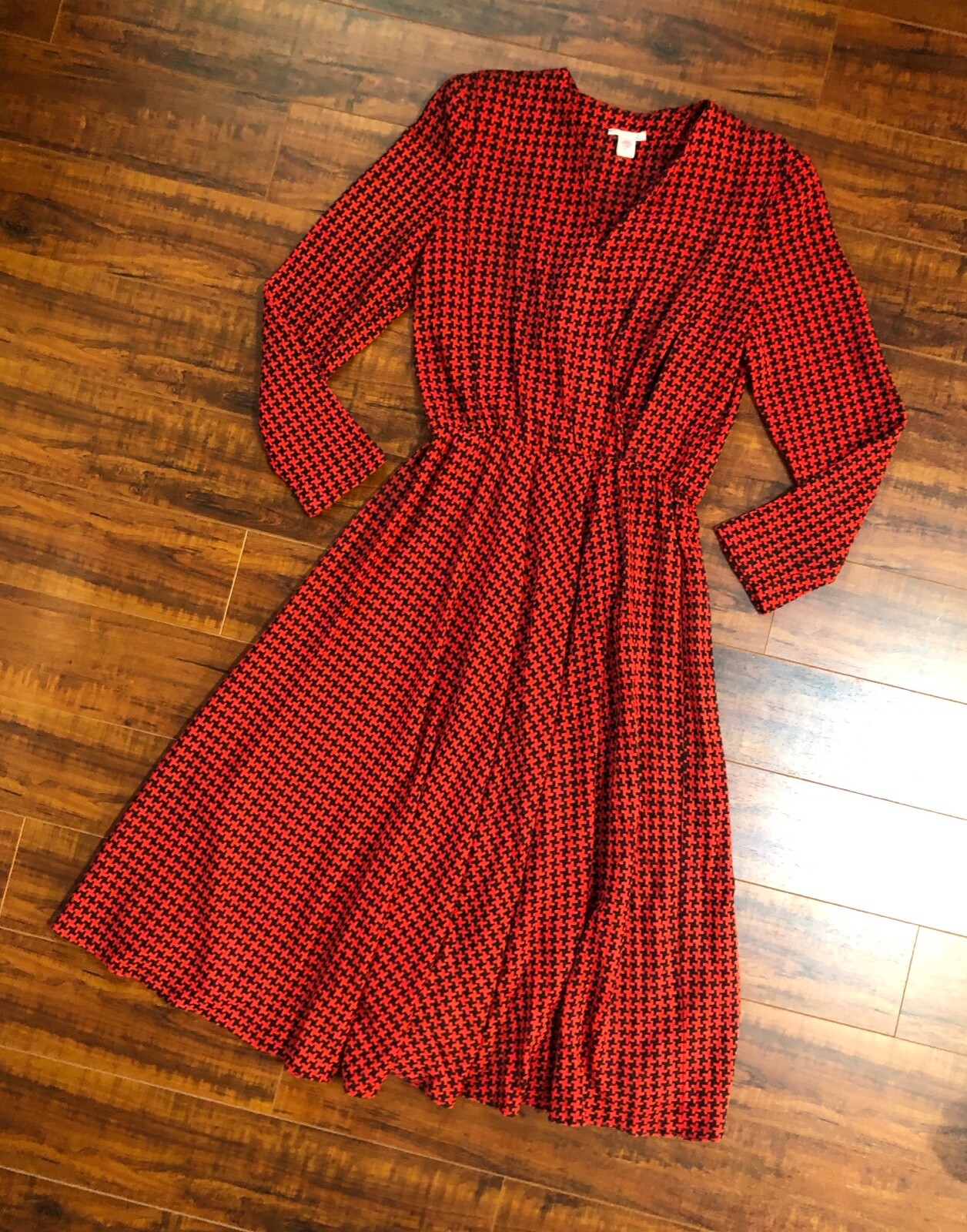 Vintage 90s MOD Retro Plunging Neck Black / Red Houndstooth Secretary Dress 12 L