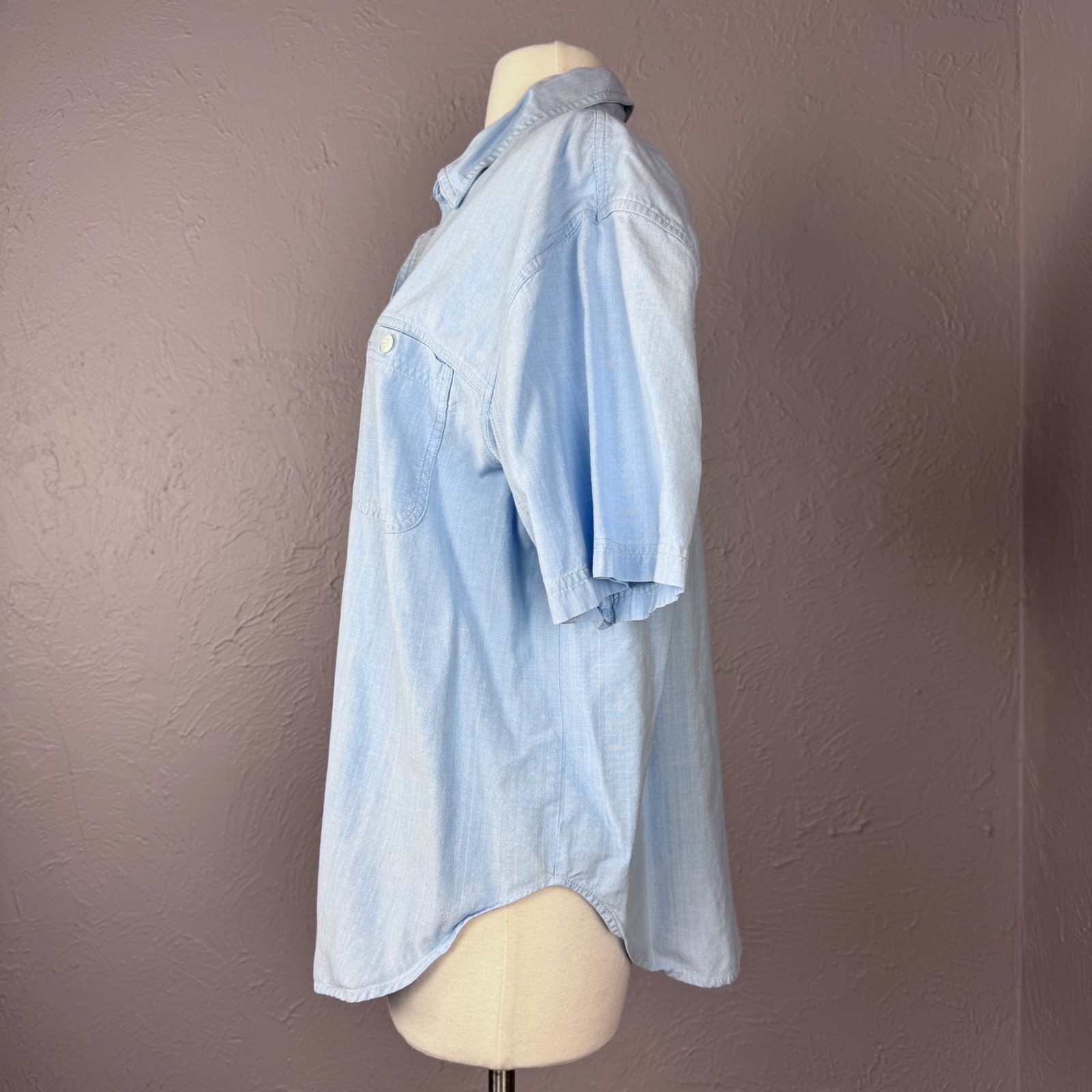 Vtg 90’s Women 1X 100% cotton light blue button shirt Summer vacation coastal