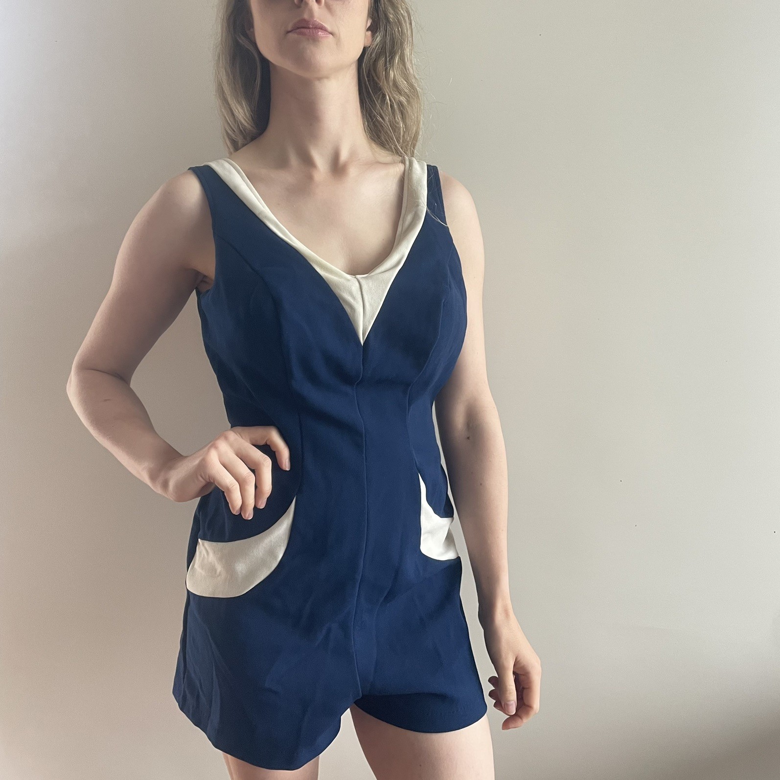 Vintage 50s swimsuit Size L Fair Nylon boy leg pin-up navy blue