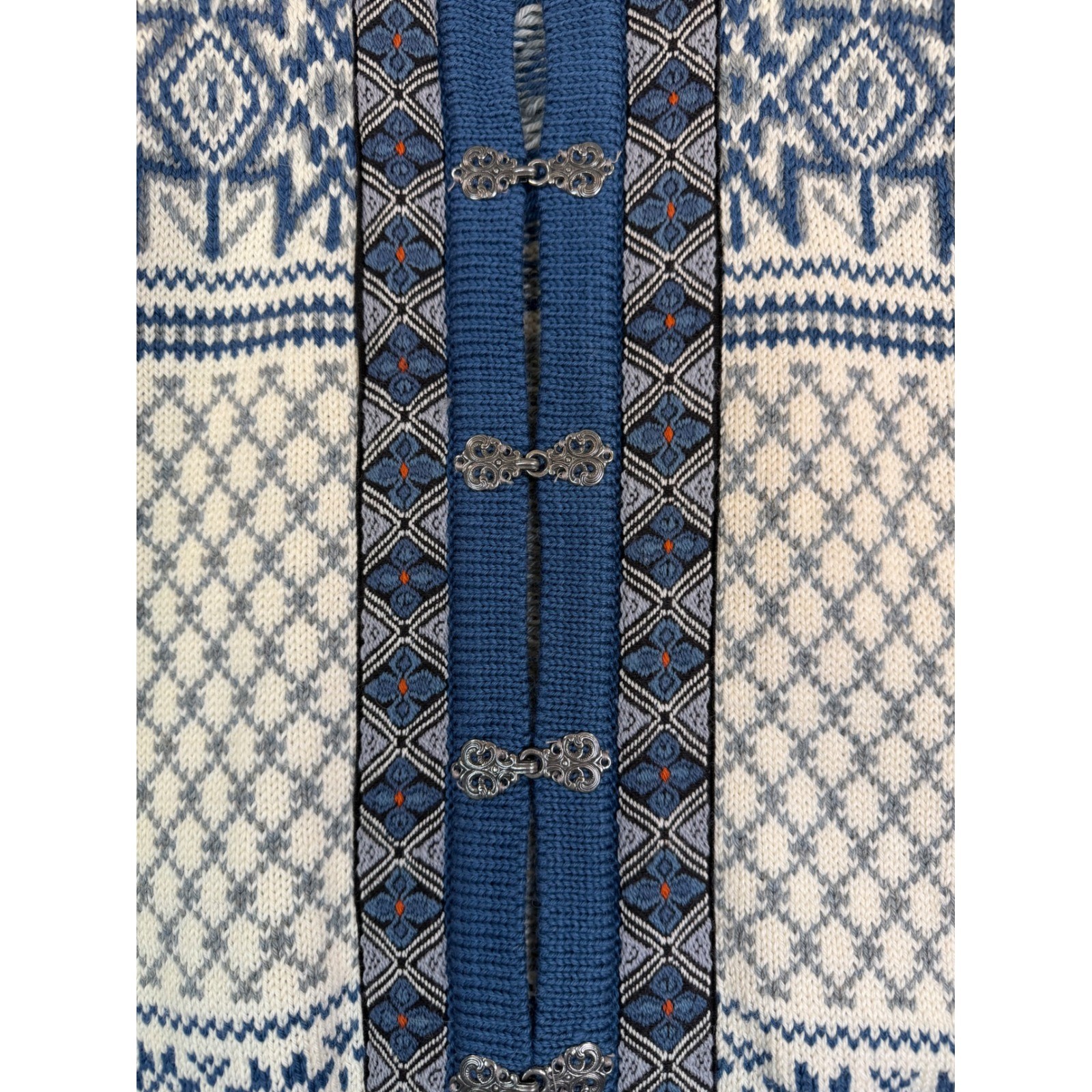 Vtg Dale of Norway Sweater 54 XL Blue Cream Wool Fair Isle Pewter Clasp Nordic