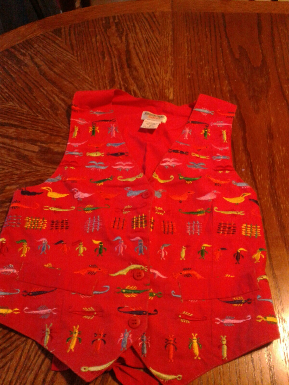 Vintage Womens Small Essentials Sport Red Vest Embroided Bugs (cb27)