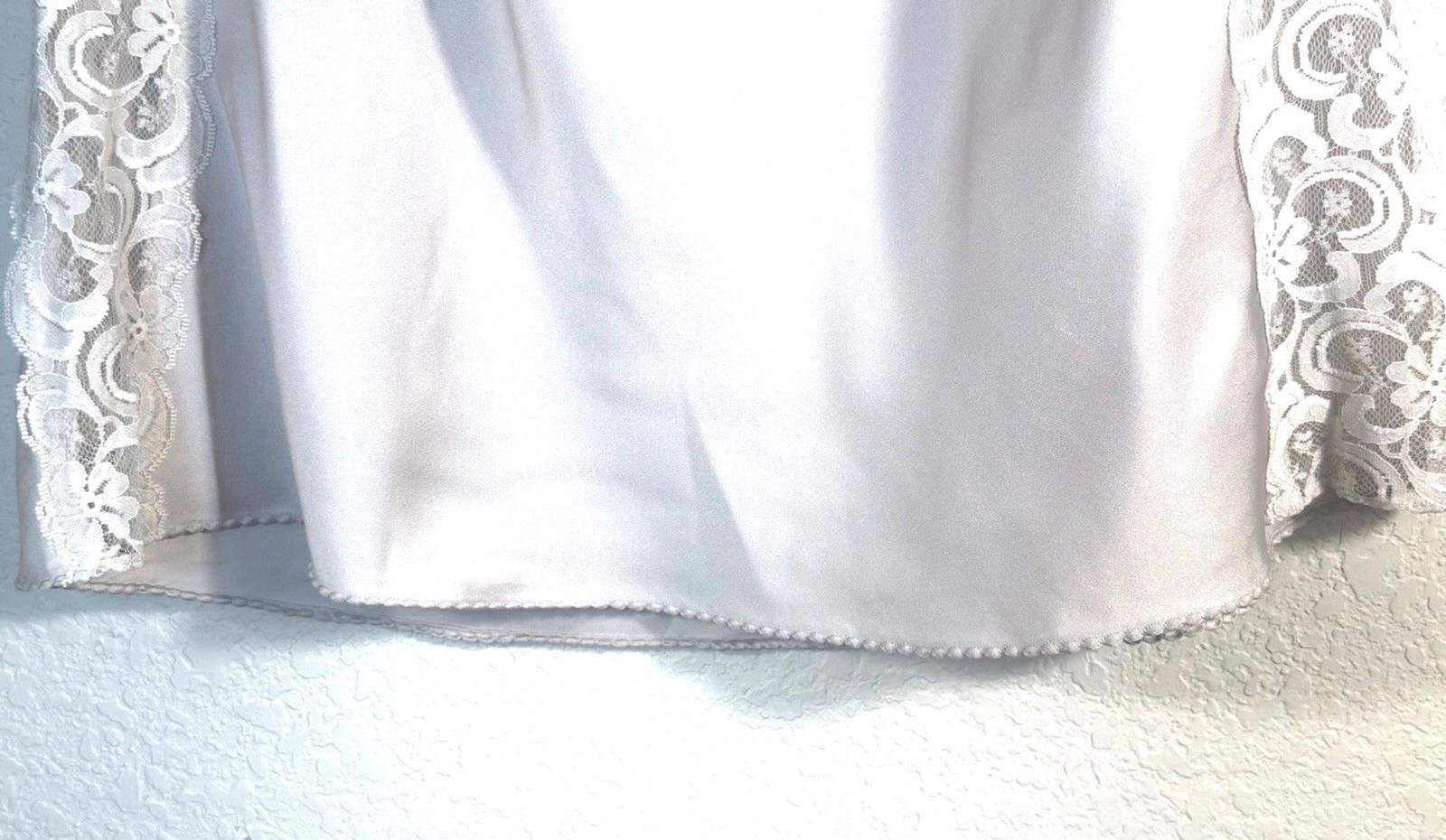 Vintage Westform Half Slip Skirt Medium Silver Gray Satin Wide Lace Sides USA