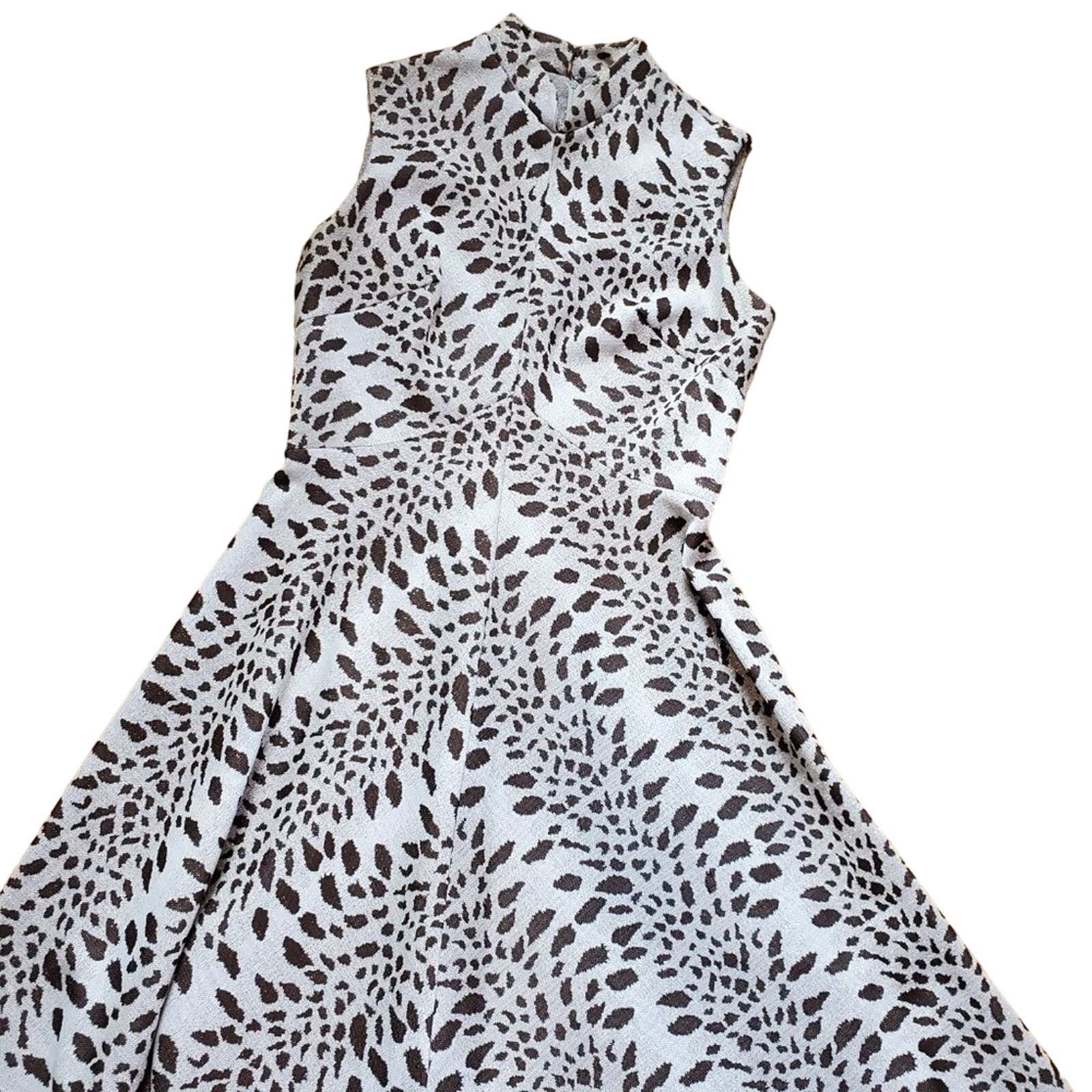Vintage 70’s 80’s Gray Brown Cheetah Leopard Print Pattern Maxi Dress Gown