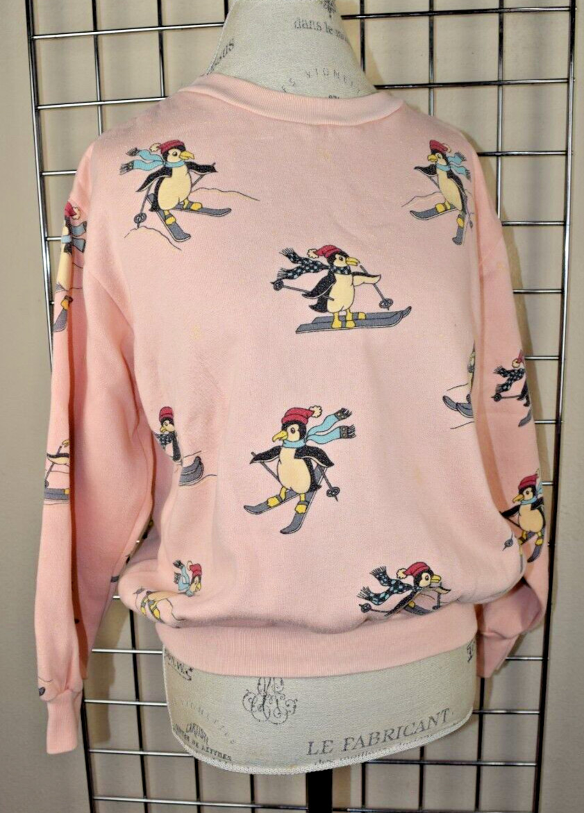 Vintage Sweatshirt Size M 80s Peachy Pink Penguins Snow Skiing