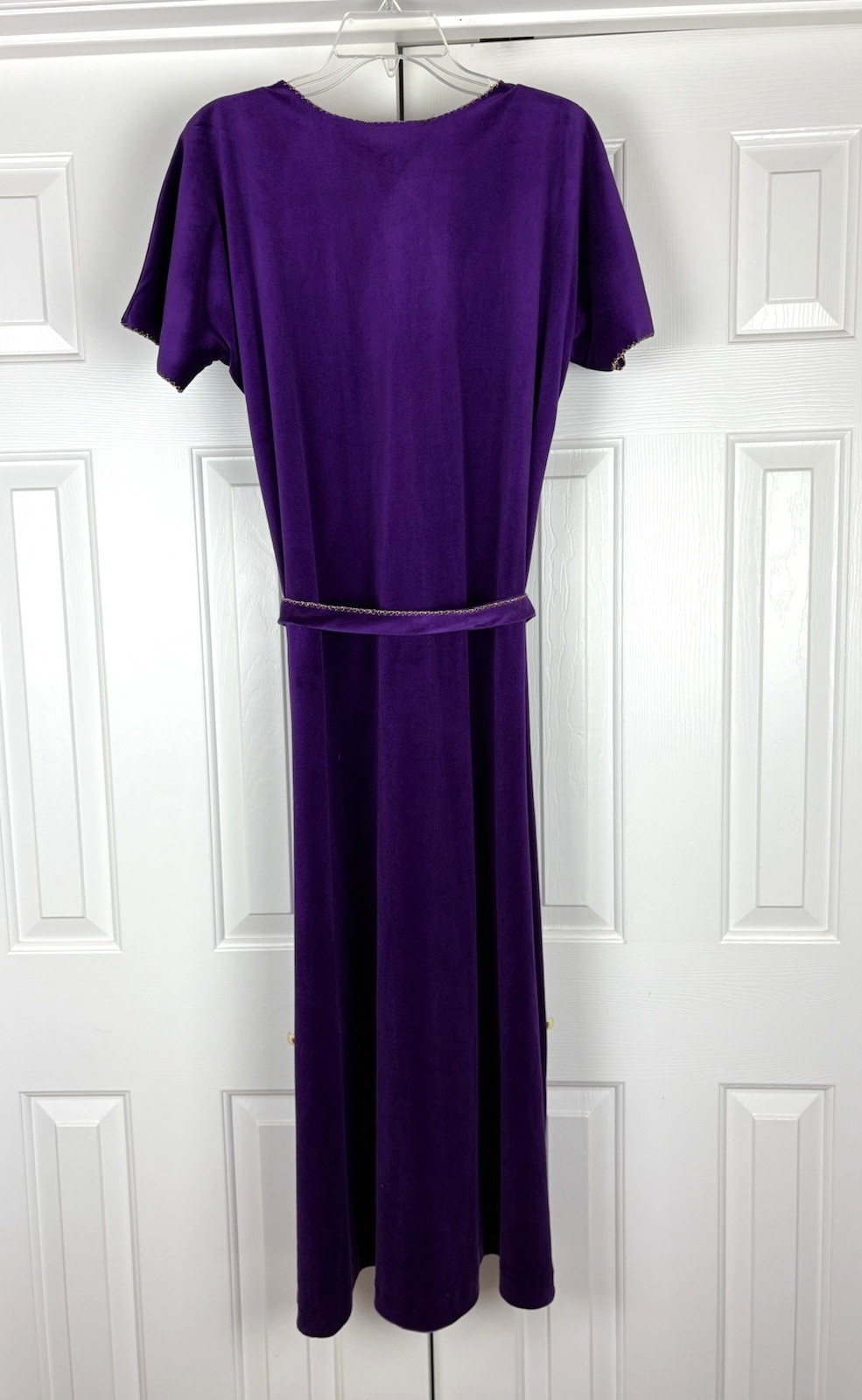Jenelle California Vintage 1970’s Velour Caftan Hostess Gown Medium Purple Rare