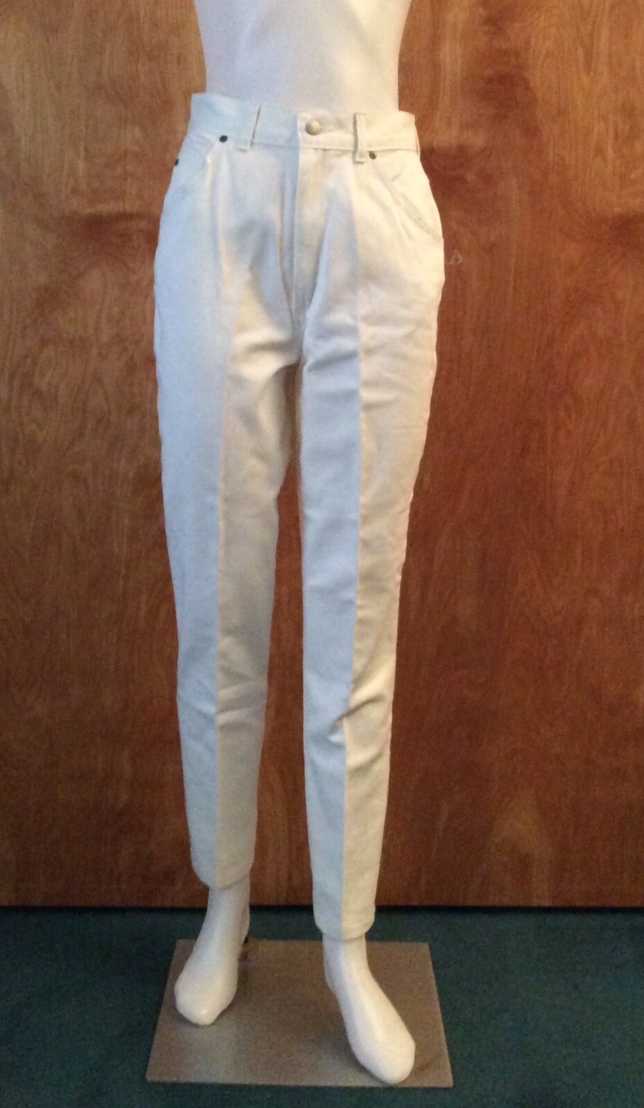 1980s Womens White Jeans Denim Republic New Old Stock Original Tags Attaches