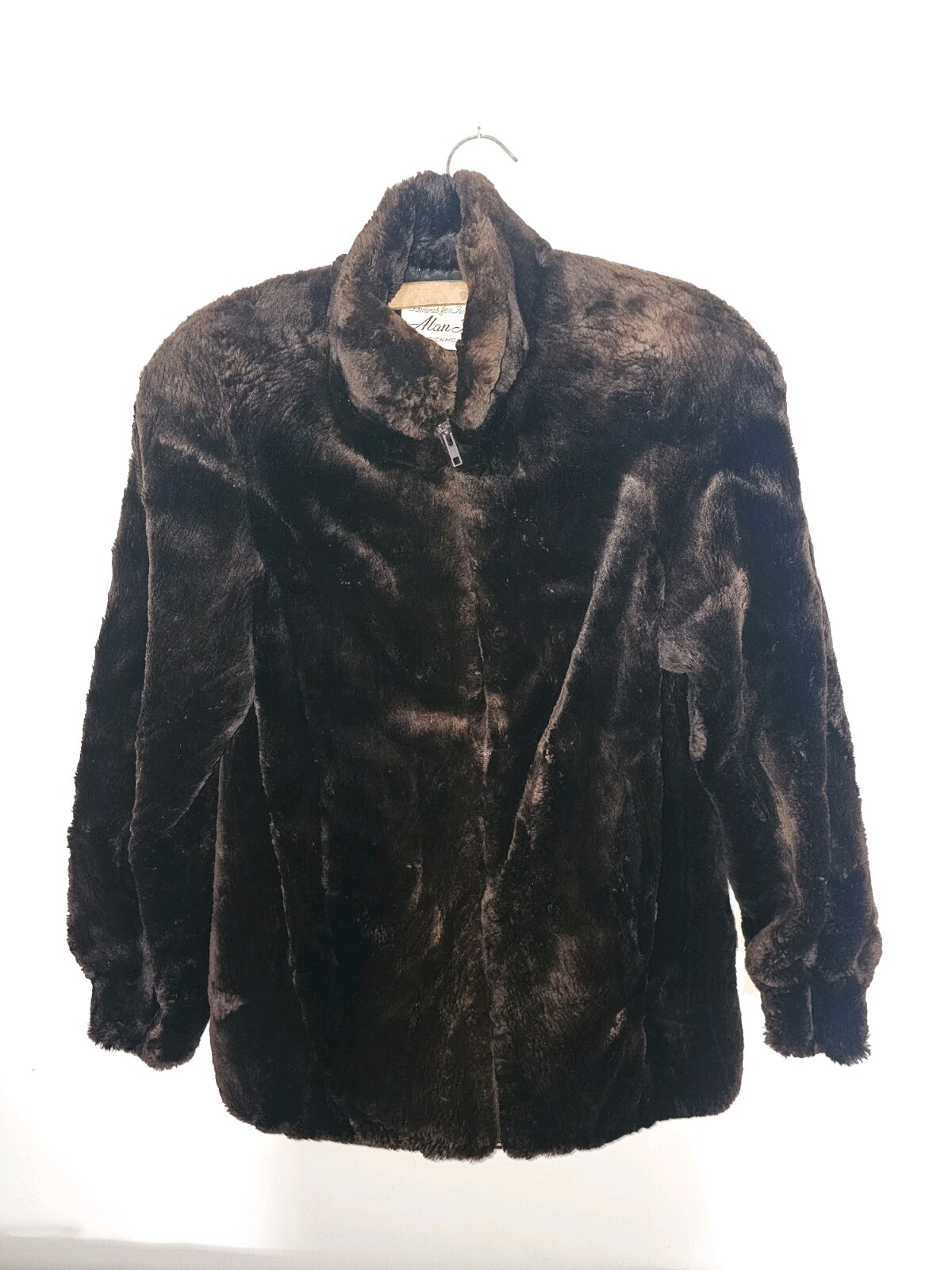 Vintage Alan Furs Richmond VA Brown Coat Size Small 00002