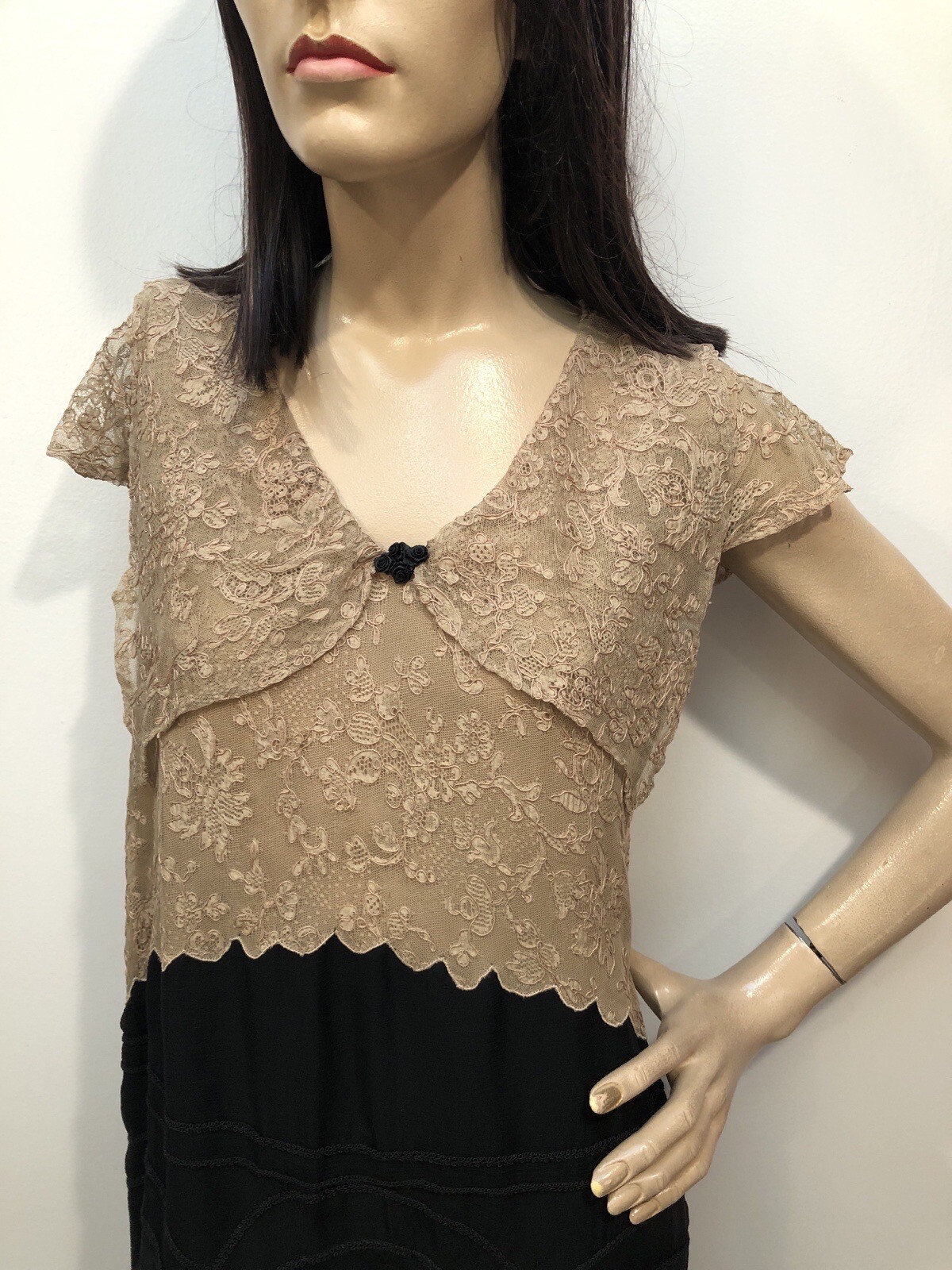 VTG Antique 1920s SILK CHIFFON FLAPPER DRESS w/TAMBOUR LACE BODICE & Rosettes