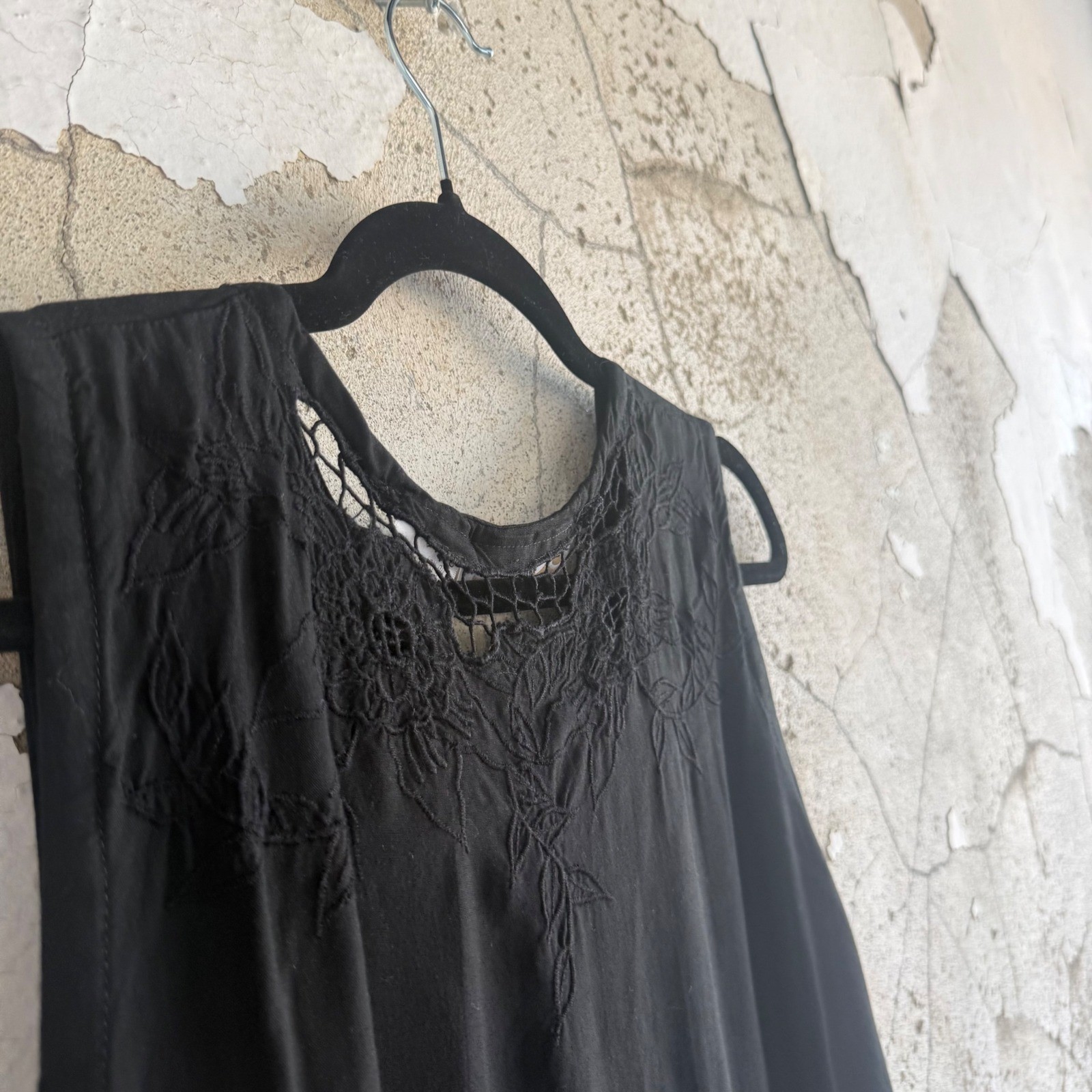 Vtg 90s Maxi Dress Crochet Lace Neckline Floral Embroidery Minimalist Boho S