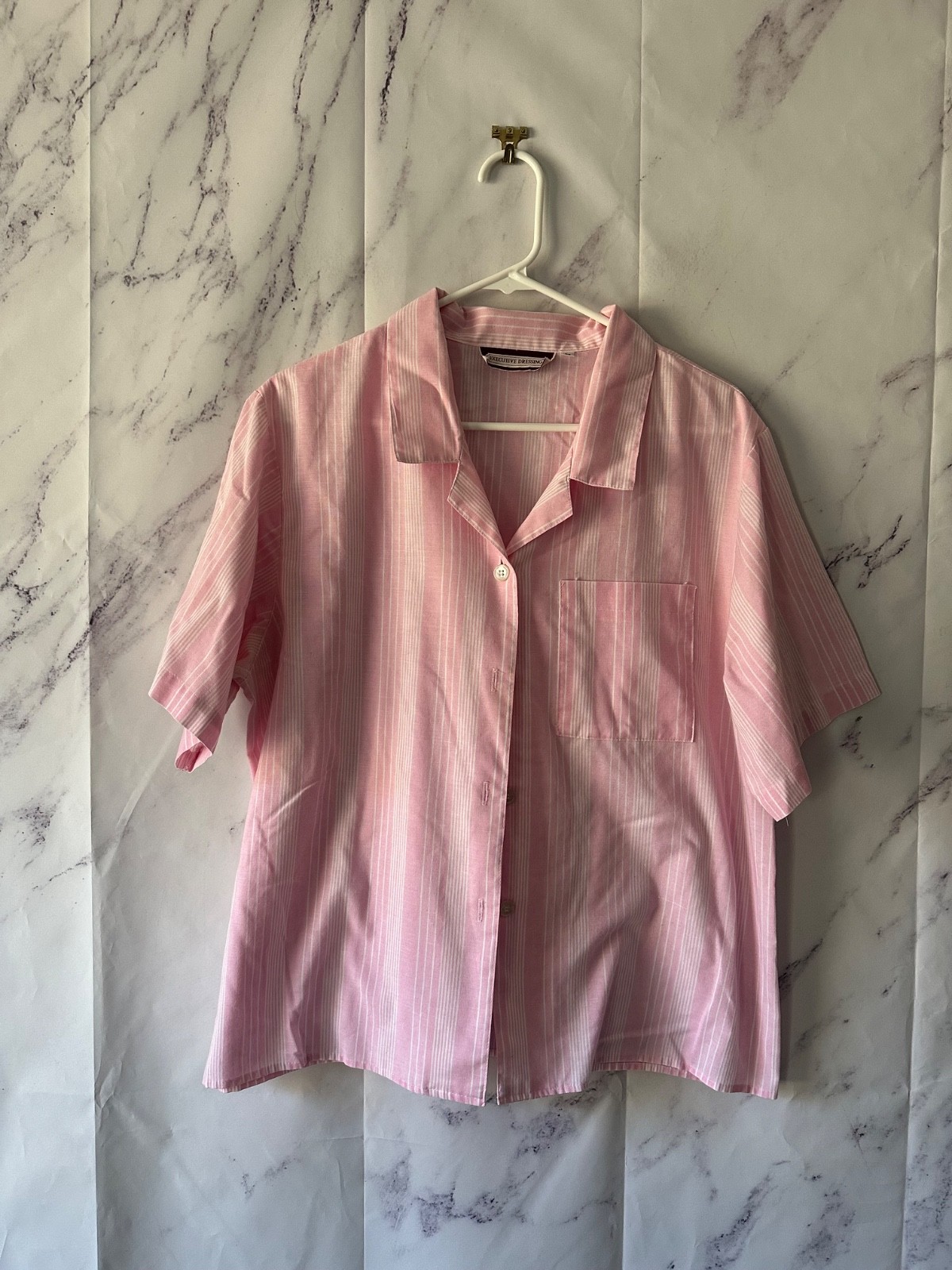 VINTAGE EXECUTIVE DRESSING PINK STRIPED SHORT SLEEVE BUTTON UP SHIRT WOMEN LARGE