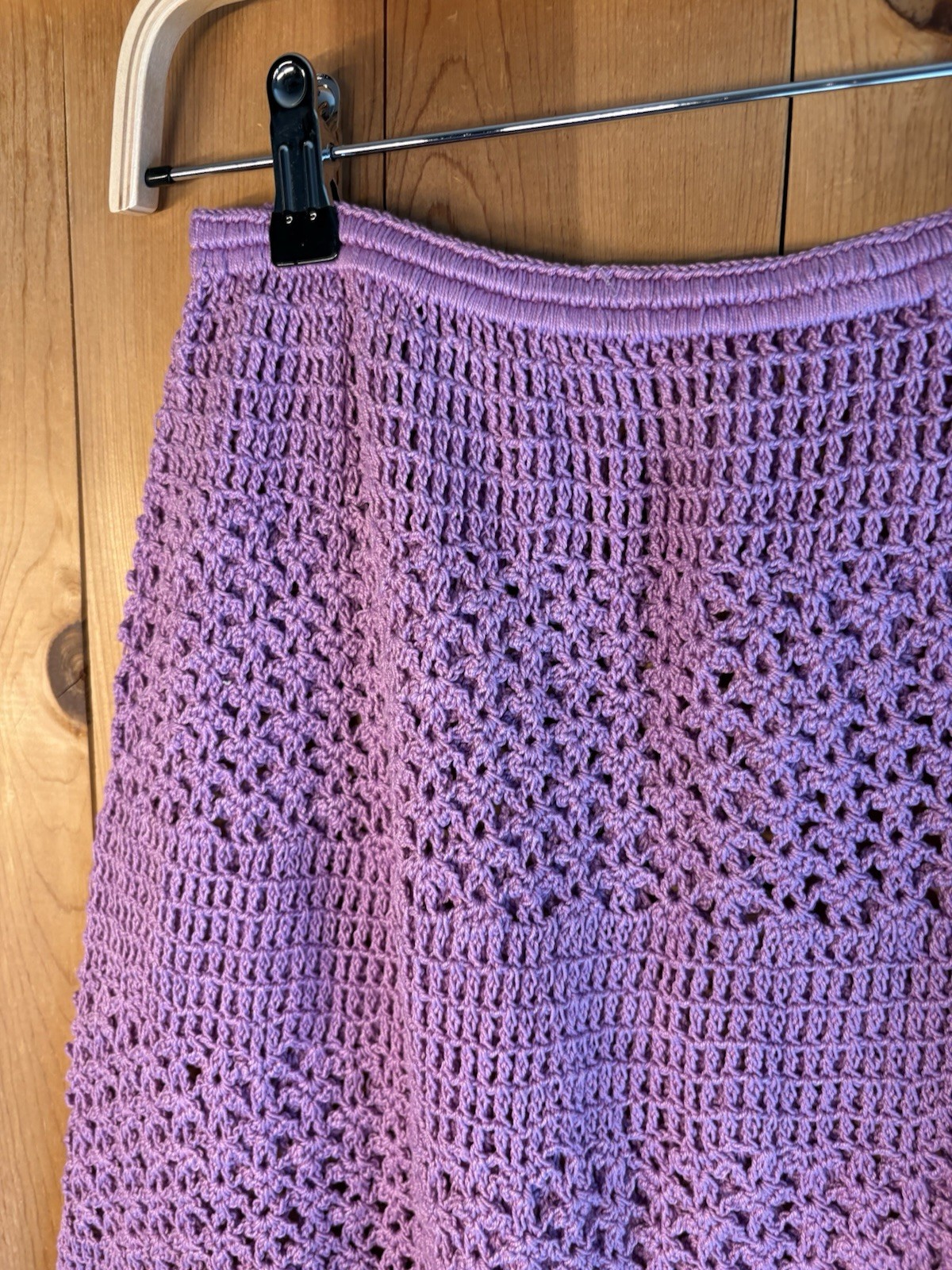 VTG Lavender Crochet Knee Length Skirt Women’s Sz S/M WAIST 24-32” Boho Hippy