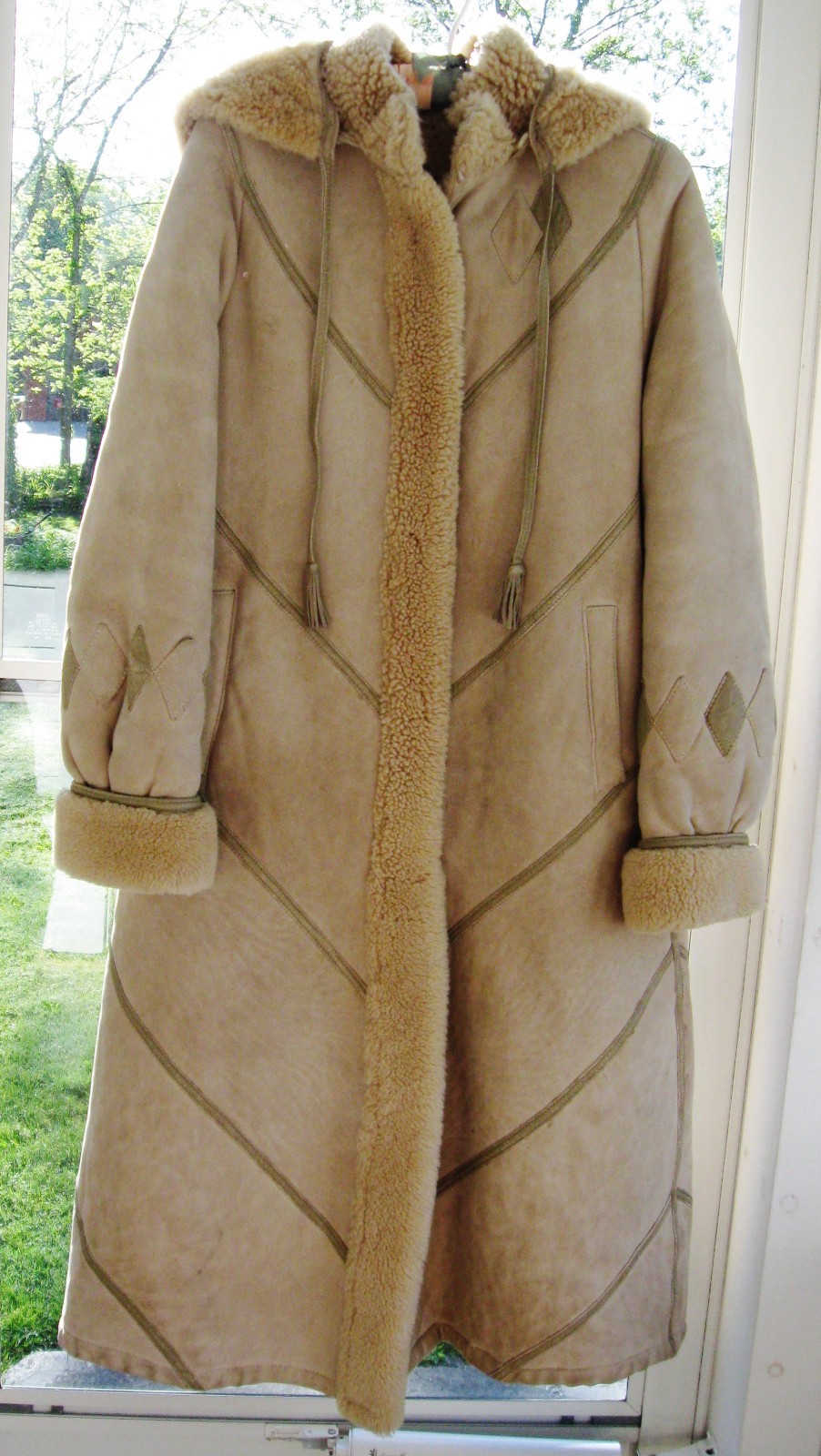 WOMENS VINTAGE GENUINE SHEARLING SHEEPSKIN LONG COAT REMOVABLE HOOD SZ 42 MEDIUM