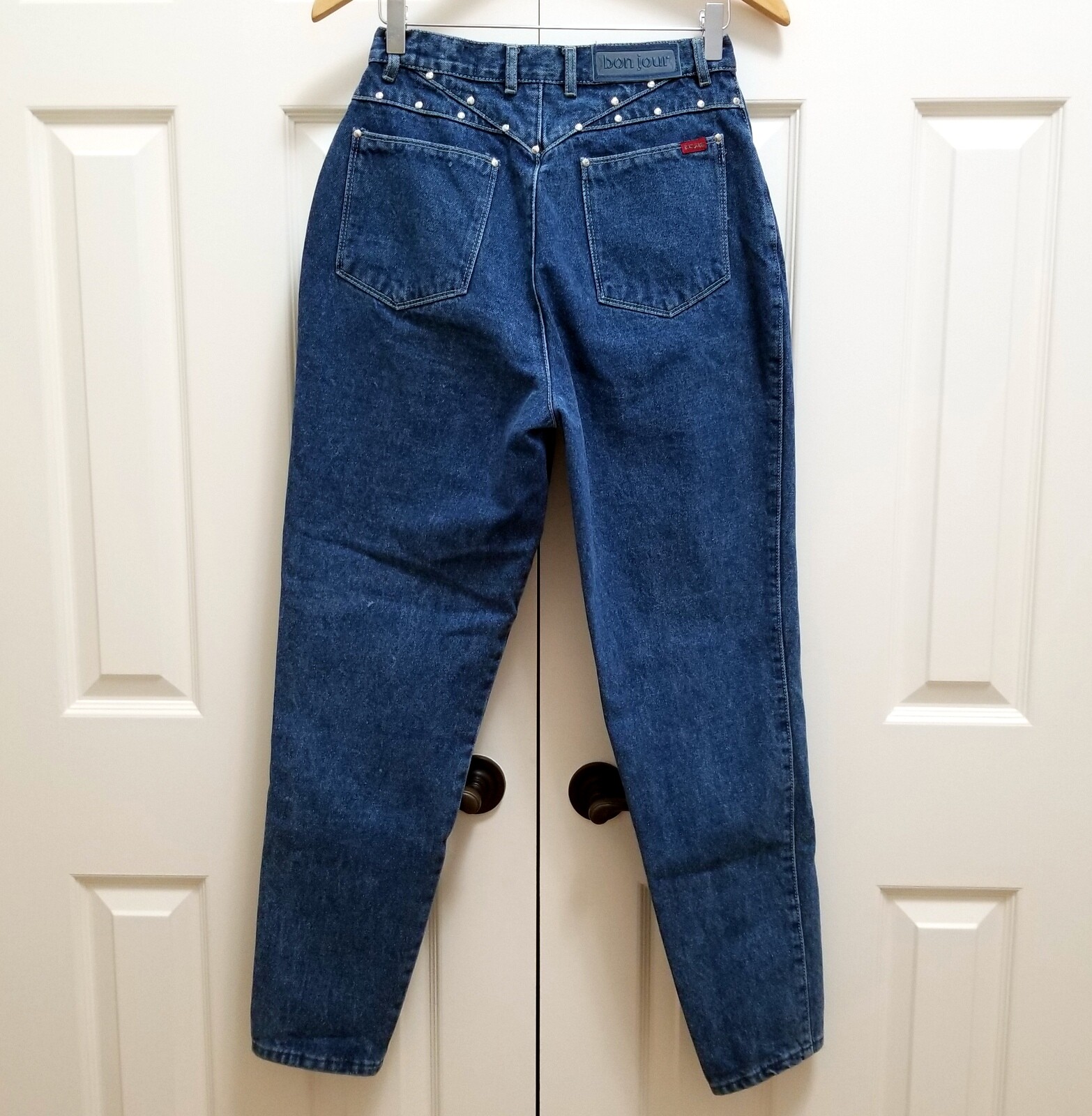 Women’s Vintage Bonjour Medium Wash Blue Denim Silver Metal Studded Jeans Sz 12