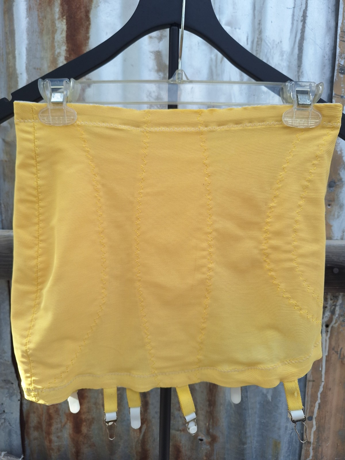Vintage Crownette Yellow Stretch Girdle With Garters Pre Owned Size 32