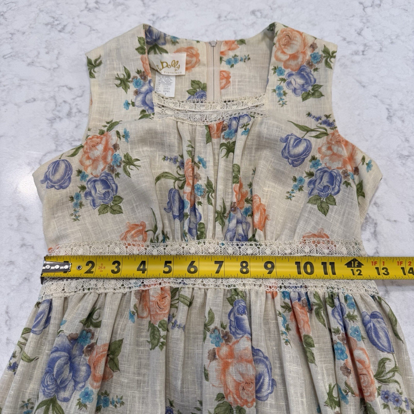 1970s Rag Dolls San Fransisco Floral Maxi Dress XS Tall Tiered Lace Hem Garden