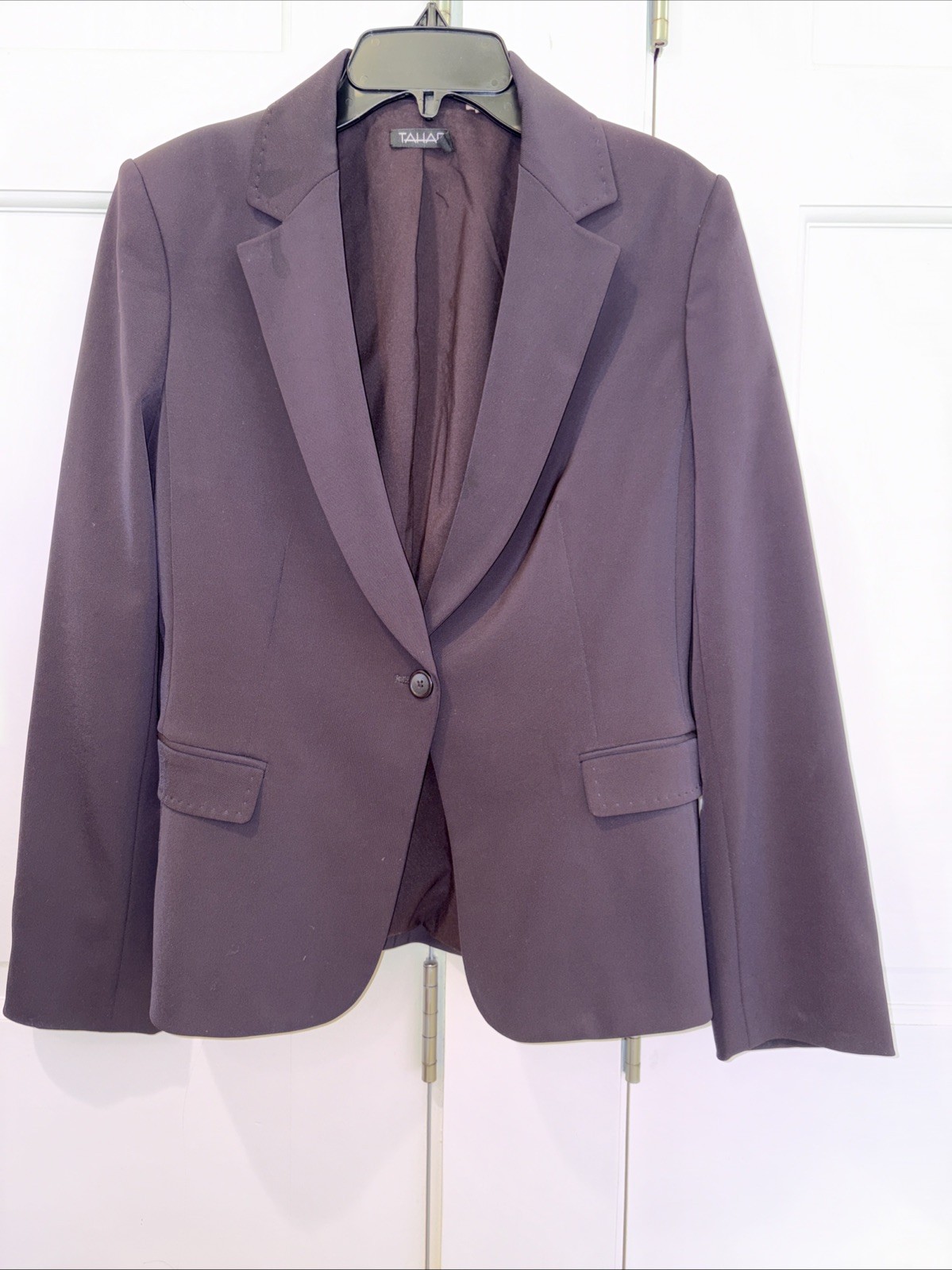 Tahari Woman’s Blazer Jacket Purple Stretch One Button Size 8 Early 2000’s