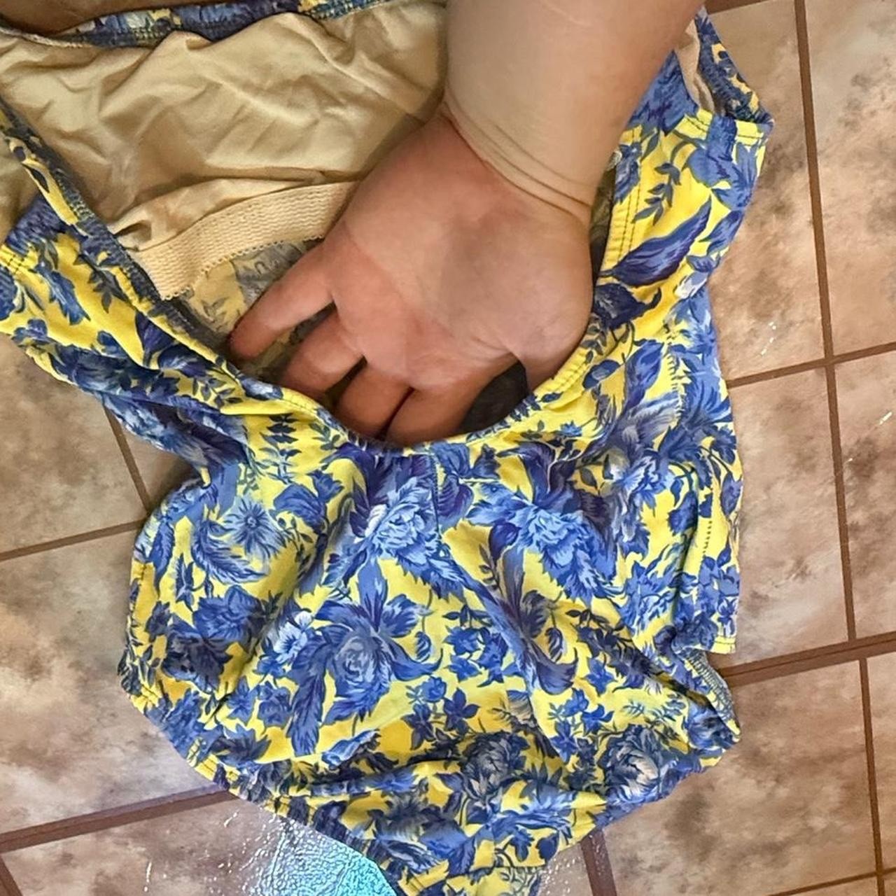 Sunrays vintage 80s/90s striking floral swimsuit in blue and yellow. S/XS