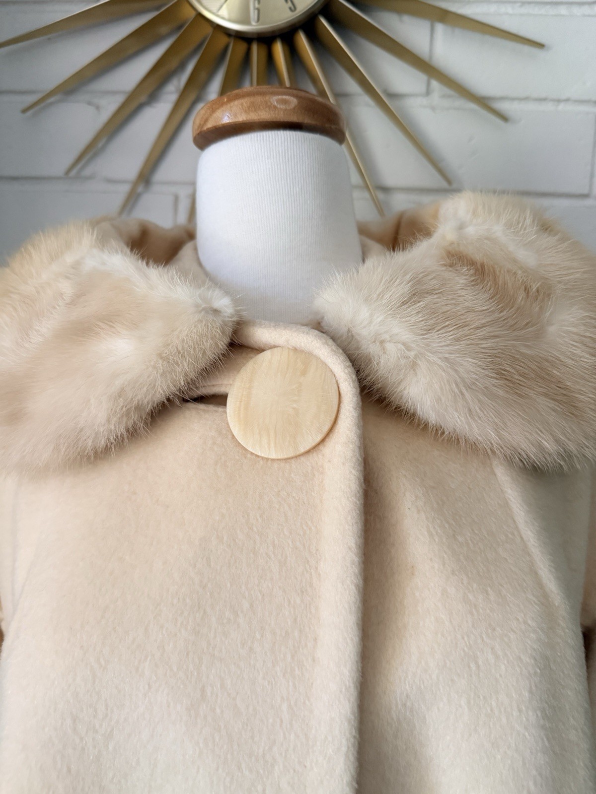 Vintage Ivory Swing Coat Real Fur Collar 50s 60s cream beige Bridal S wool USA