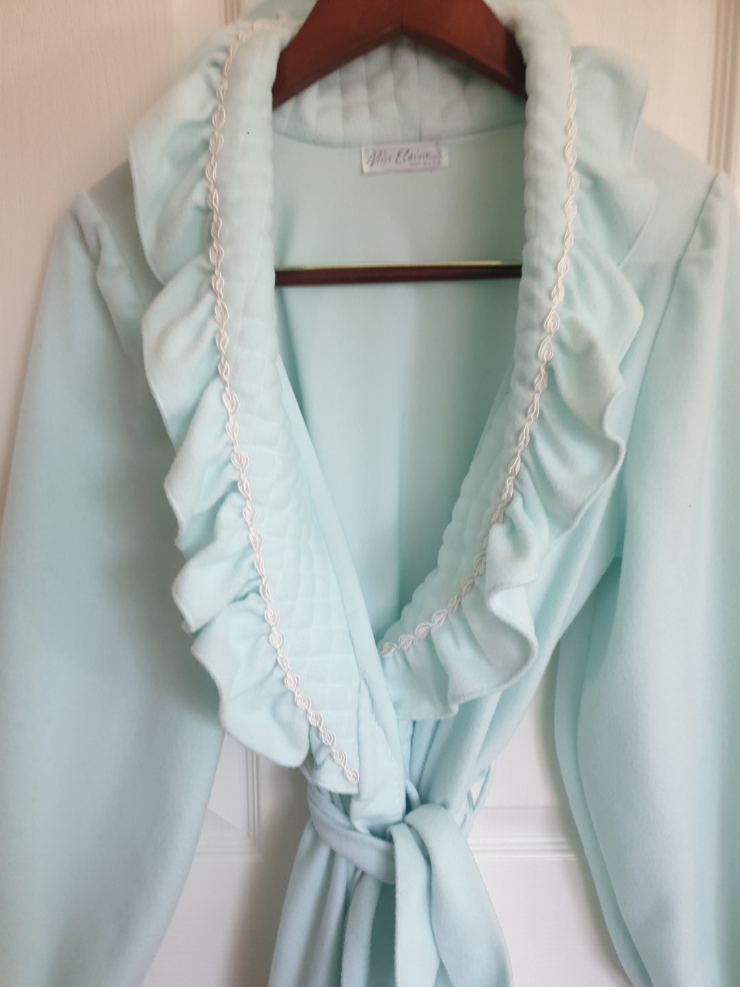 Vtg 80s Miss Elaine Nightgown Full Sweep Robe Sea foam Green Size-M