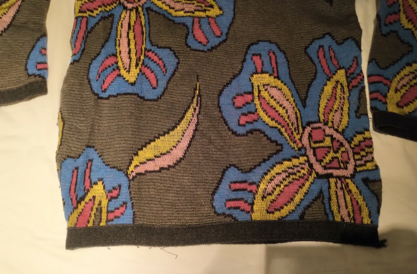 VINTAGE 1980S ESPRIT FLORAL PRINT WOOL SWEATER GREY BLACK BLUE SIZE M MEDIUM