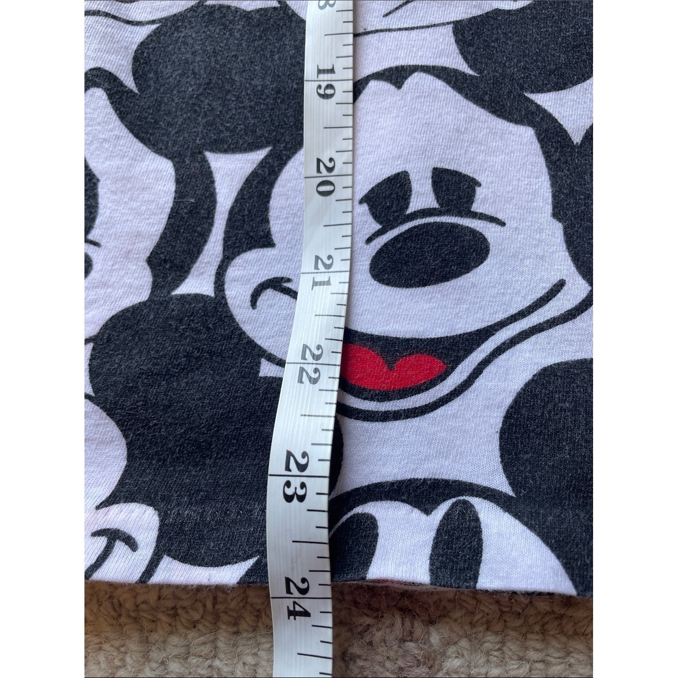 Vintage 90s Mickey & Co J.G. Hook T-Shirt All Over Print AOP Faces Expressions M