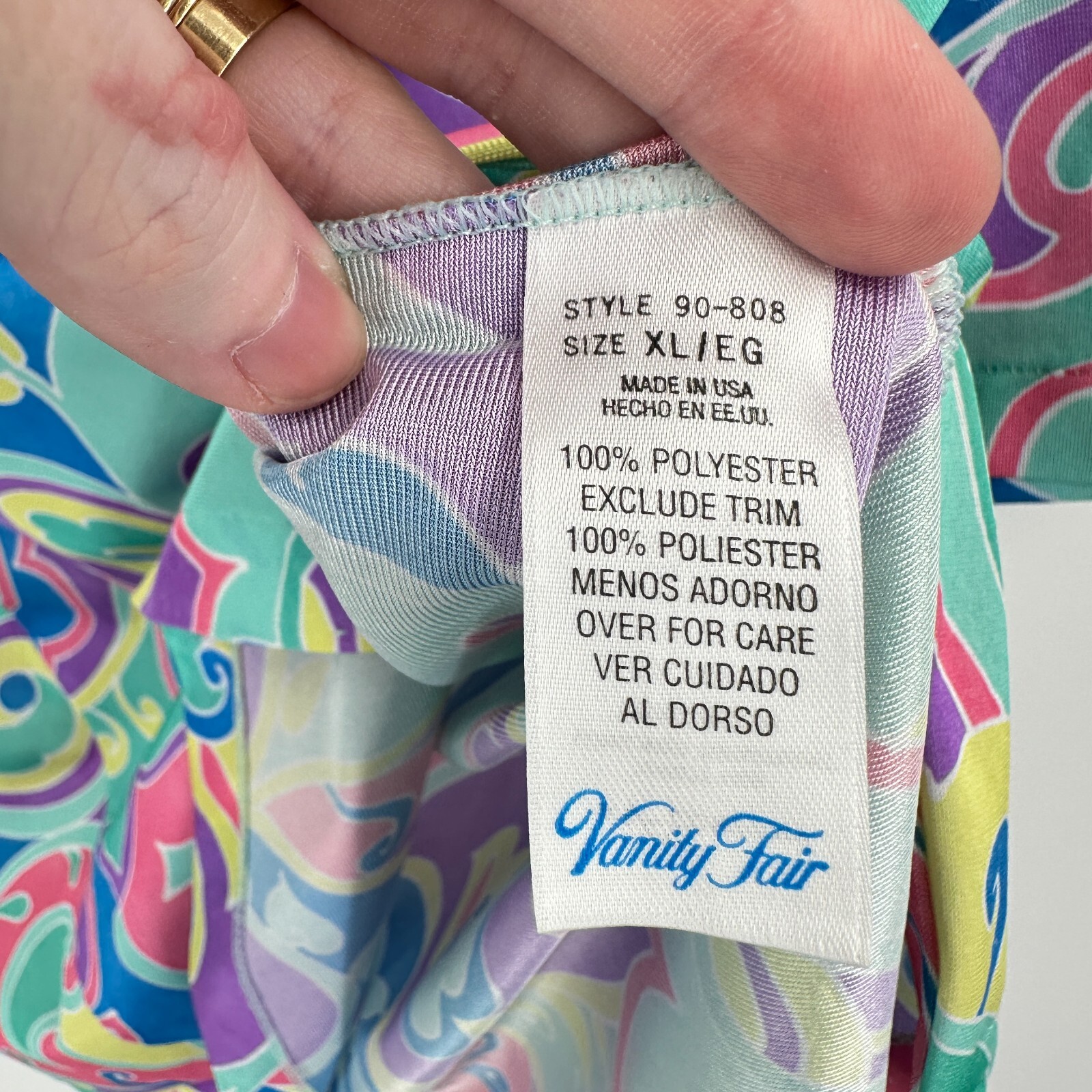 Vtg Vanity Fair Sleep Top Button Up XL Purple Pink Paisley Floral USA Silky
