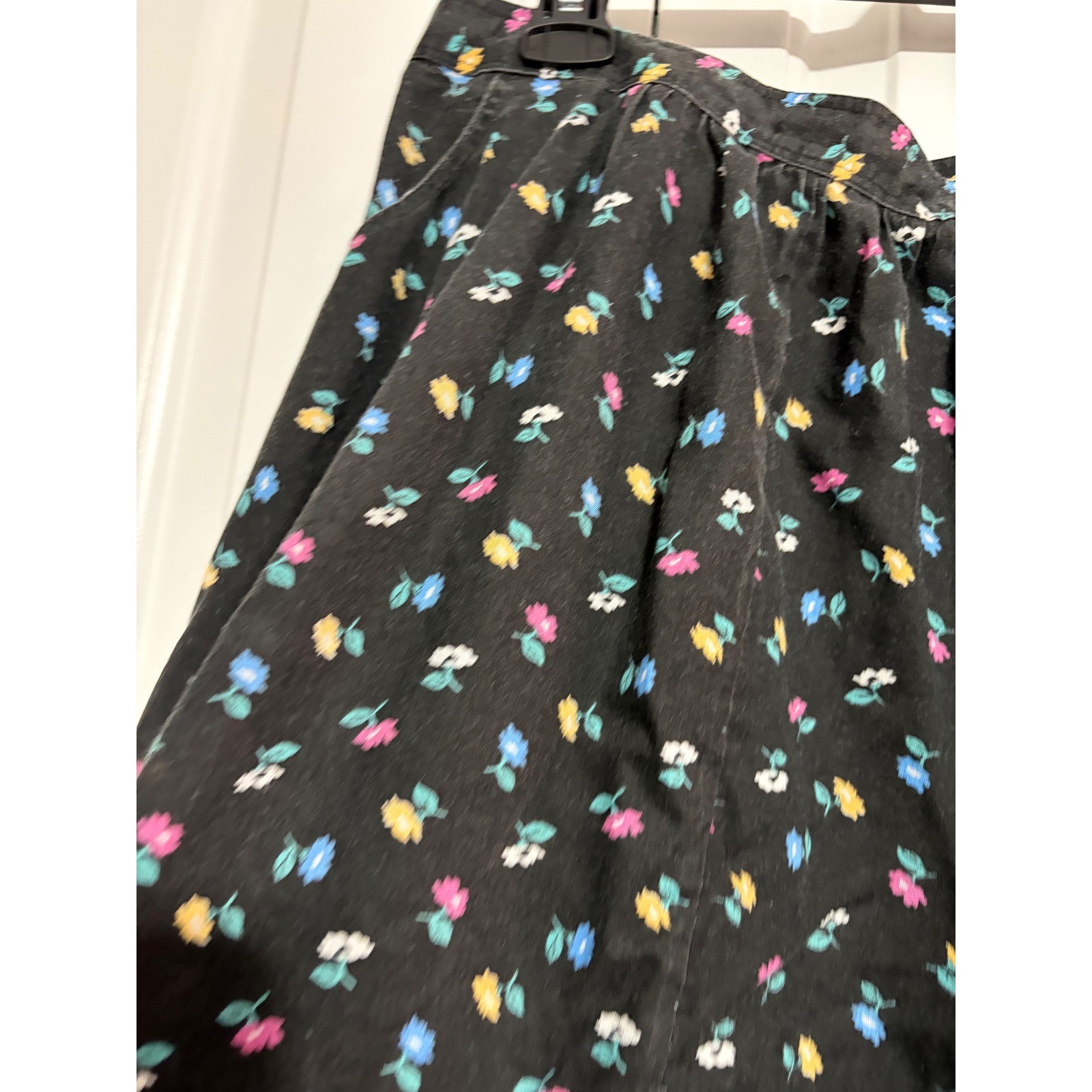 Chequers Midi Skirt Vintage Cottagecore Black Floral Lace Trim Ruffle Hem 30W