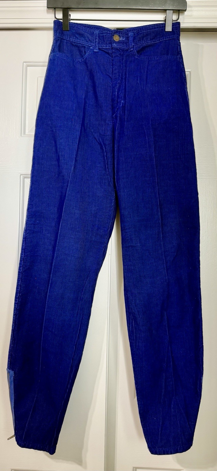 Vintage 1980s Women’s Purple Corduroy Tapered Zipper Ankle Pants