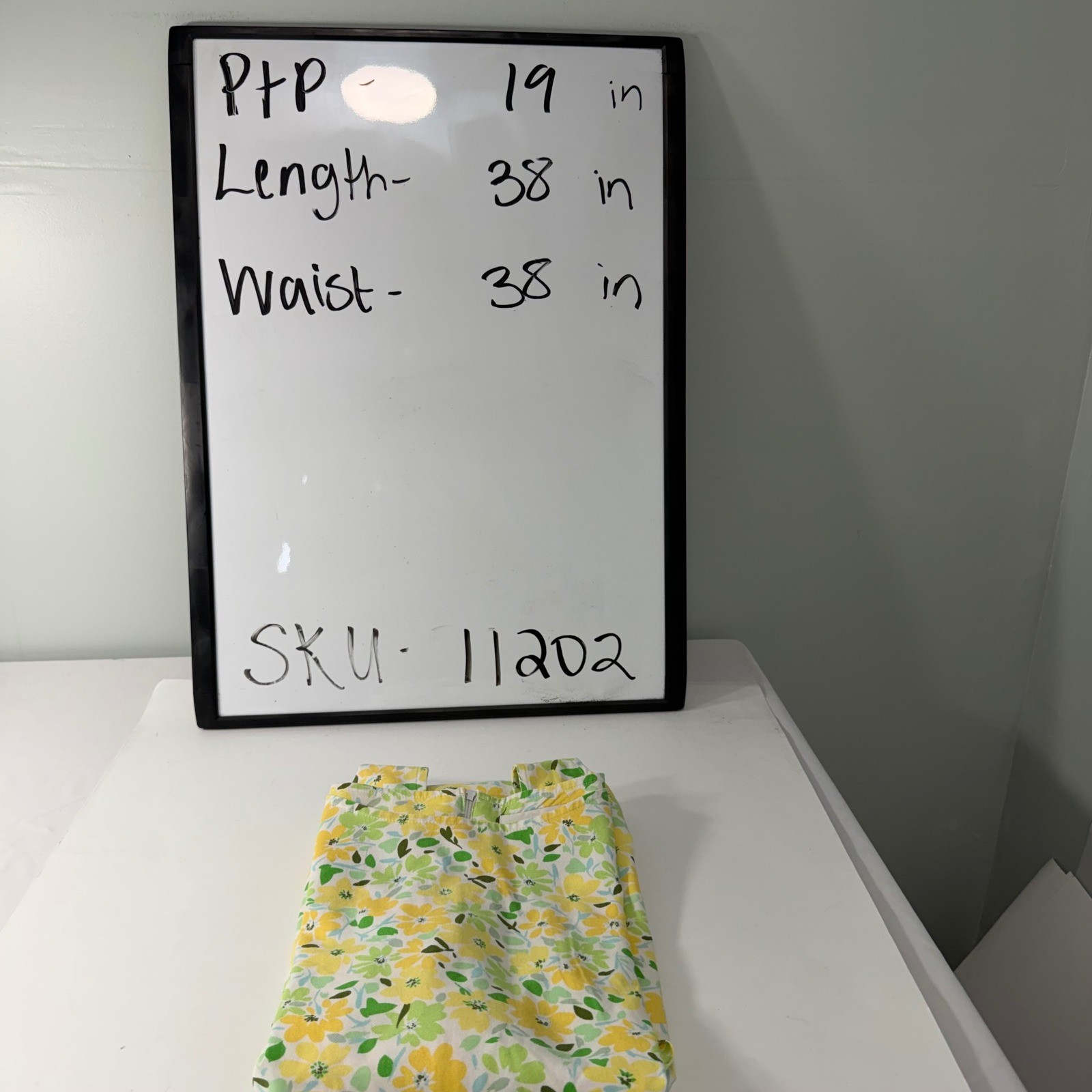 Susan Bristol Vintage Floral Cotton Shift Dress Yellow Green Sleeveless Size 10
