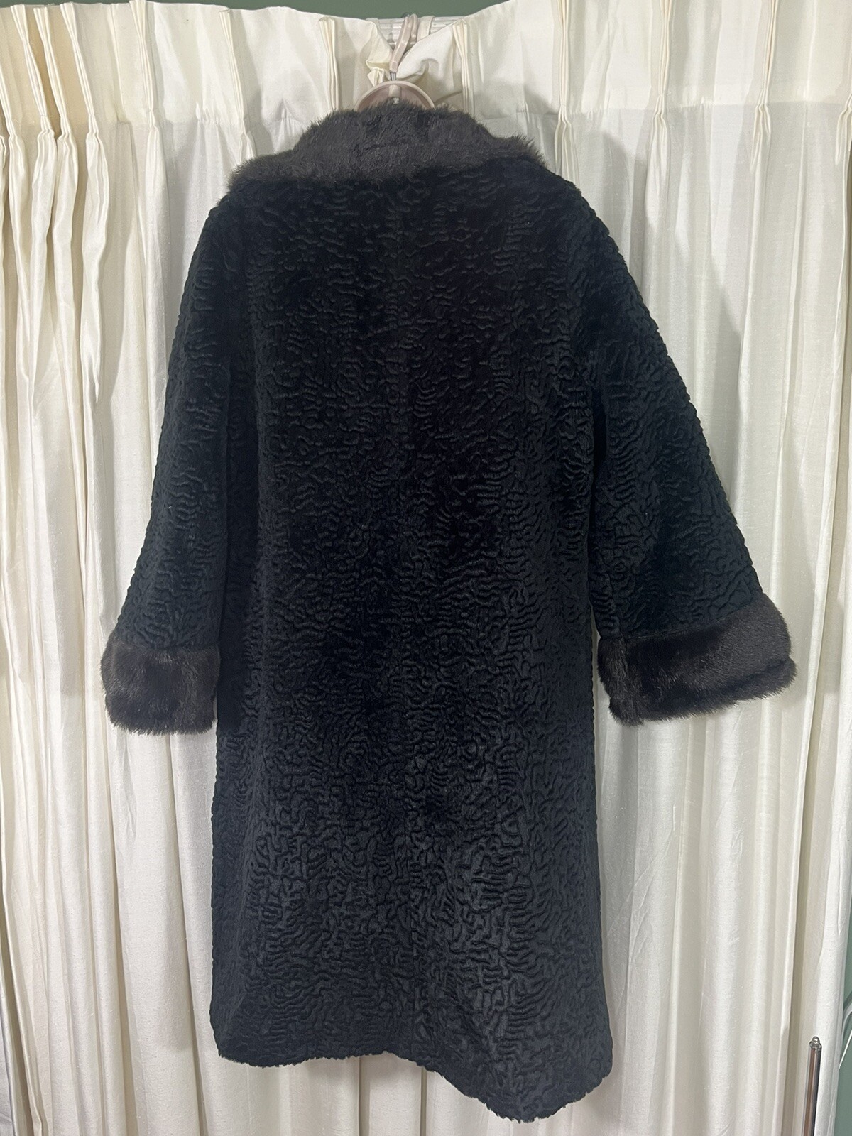 Vintage Coat Penny Lane Embossed Black Velvet &Brown Faux Fur 60s/70s Size L/XL