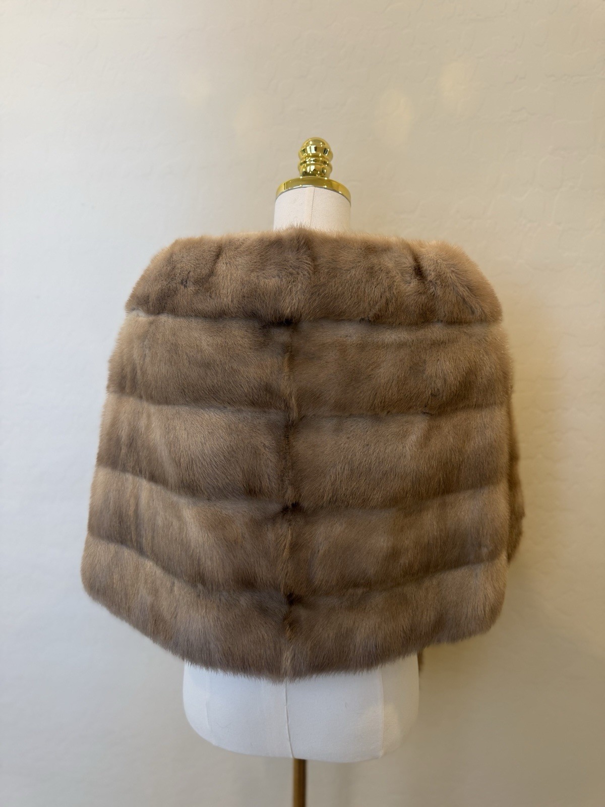 Vintage Dark Blonde Mink Women’s Stole/Cape One Size Fits Most