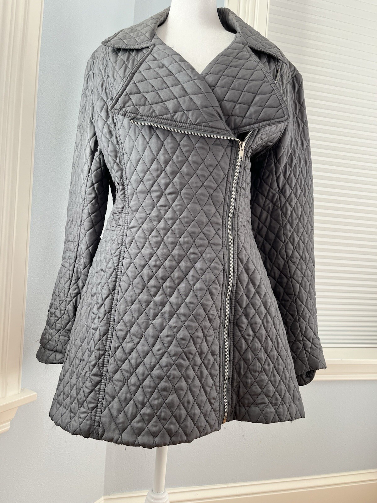 vtg 90s OMO NORMA KAMALI Gray Quilted 100% Silk Jacket Mini Dress Zip Moto 6 S