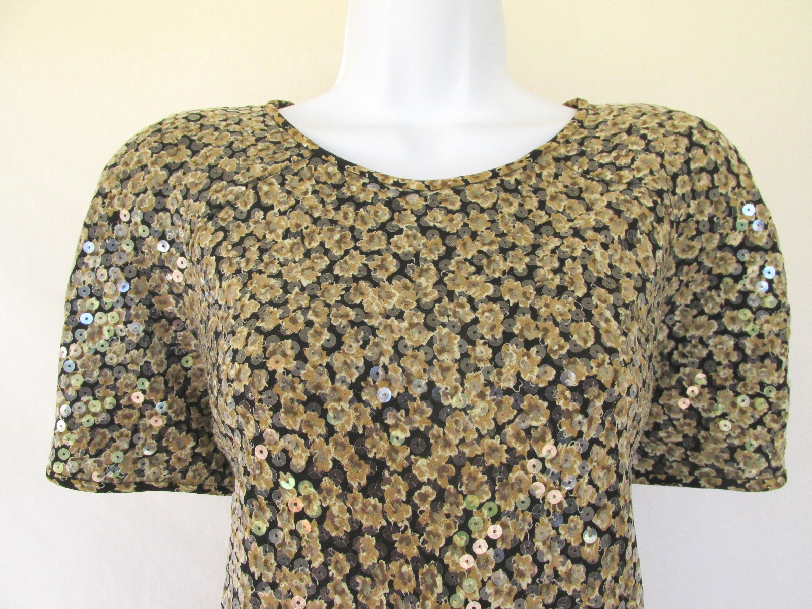 VINTAGE 1960s 70s MOD DRESS SILVER THREADS SEQUINS BLACK KEY HOLE SEQUINS TAN