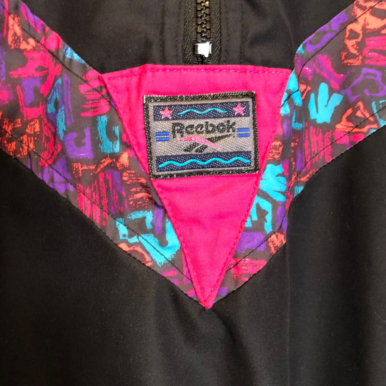 Vintage Reebok Women’s Black Windbreaker Pullover Size Medium Quarter Zip