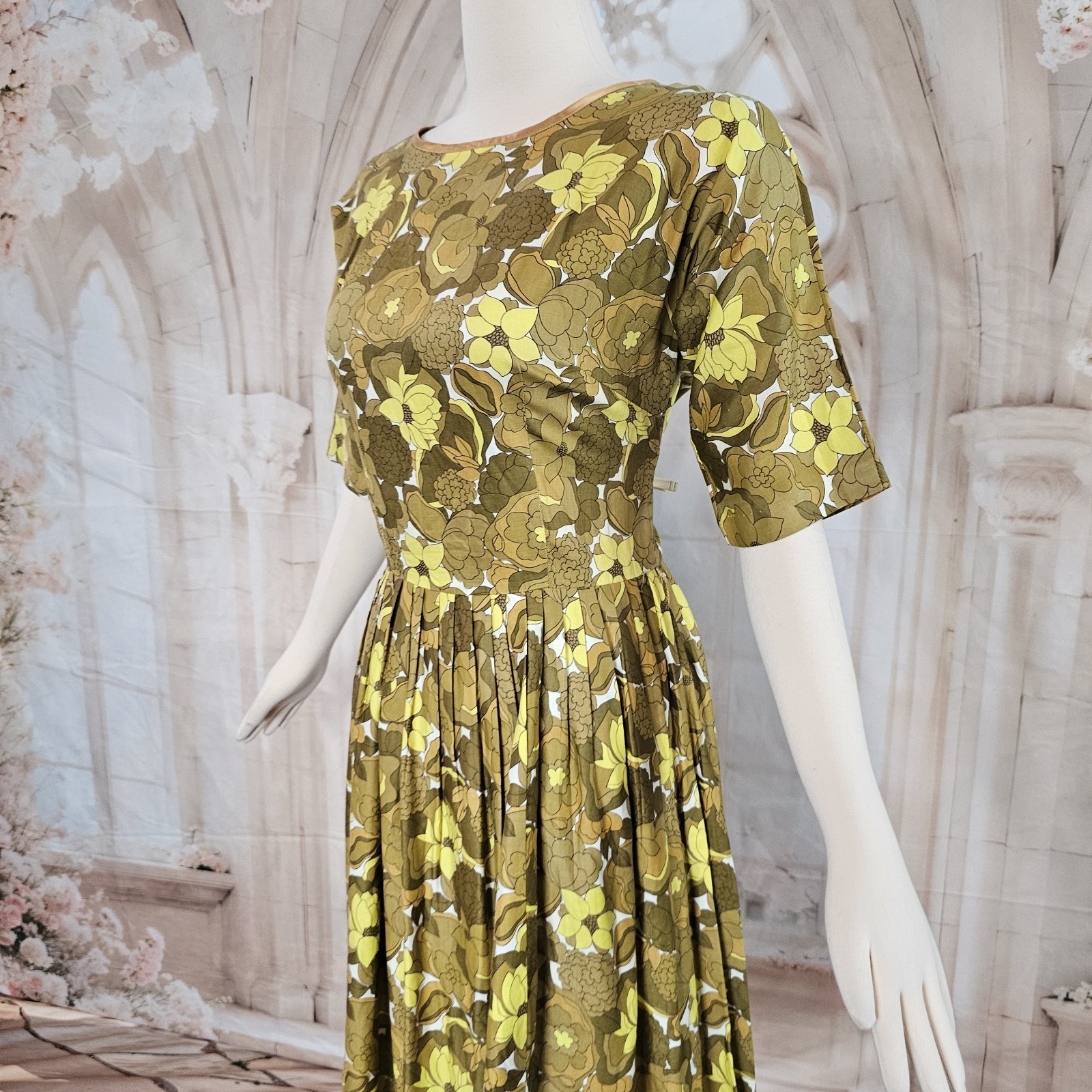 Vintage 1960’s Dress Mod Swing Half Sleeve Fit and Flare Bohemian Mustard Floral