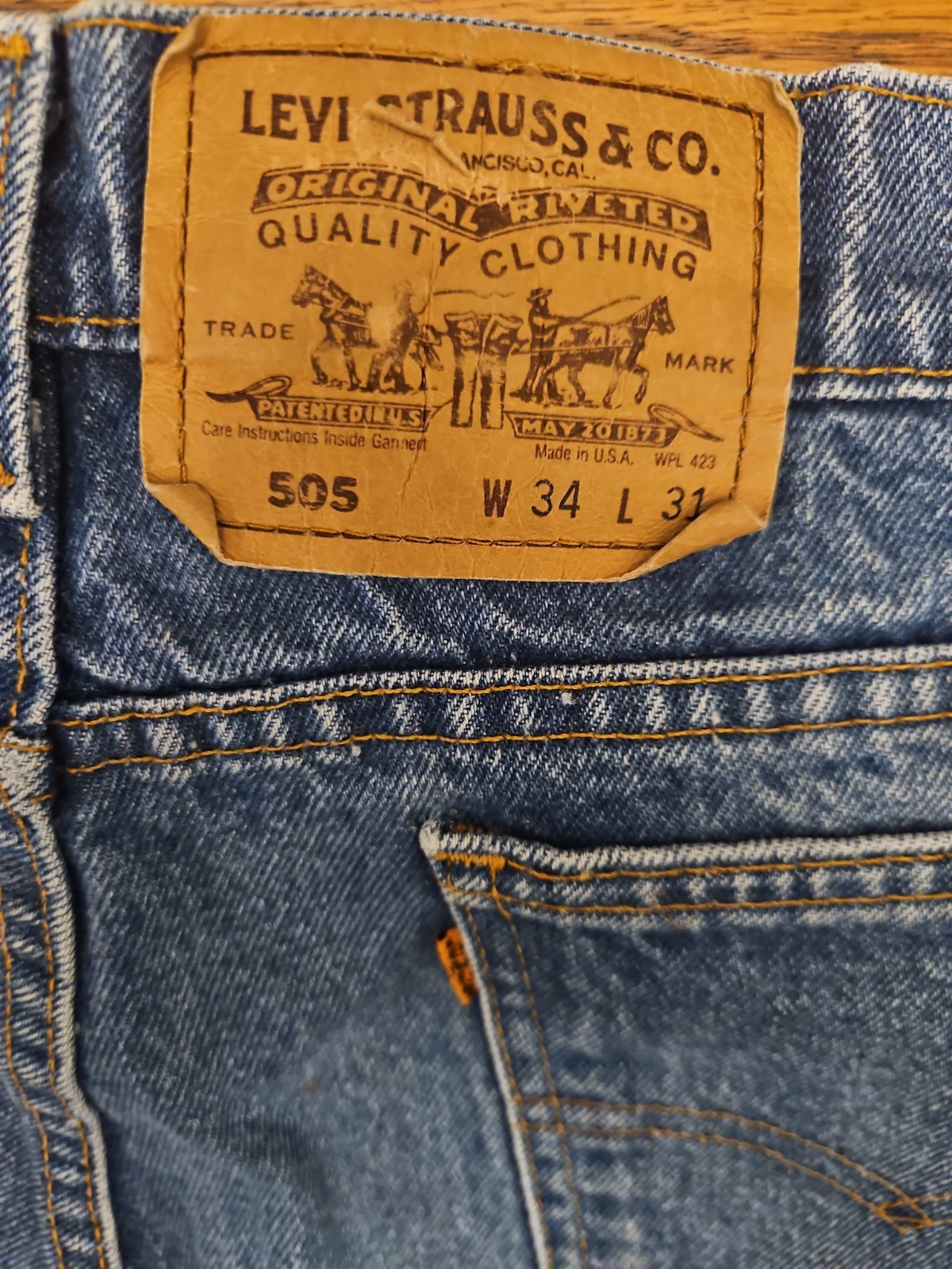 Vtg 1985 Levi’s 505 Jeans Orange Tab 33×27 Cropped Ankle Raw Hem Med Wash Denim