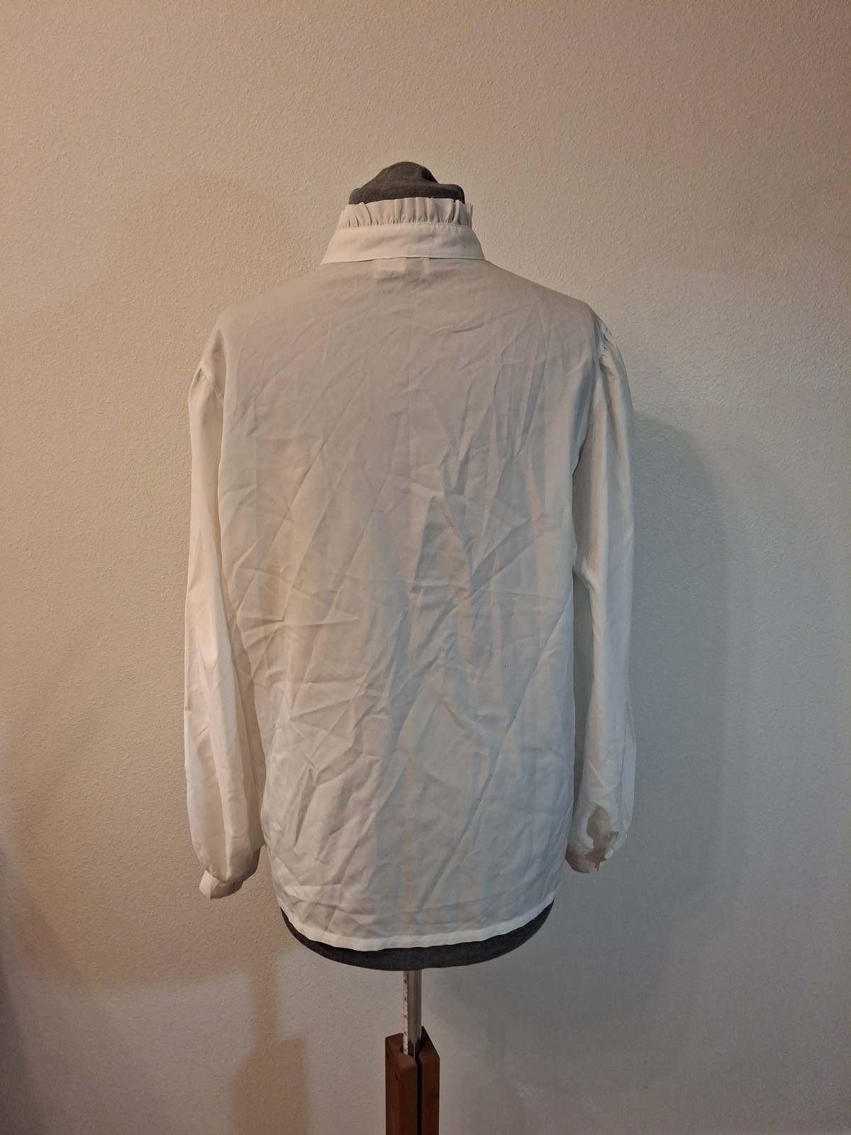 Judy Bond Vintage 80s White Ruffled Pintuck Button Up Blouse Secretary 16 M-L