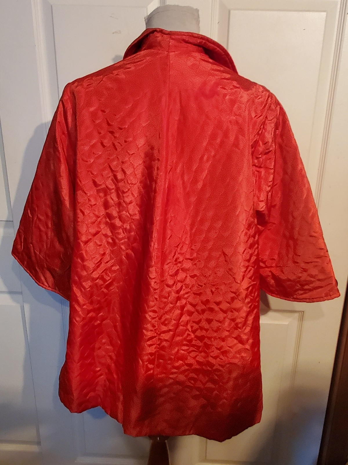 Vintage 50s 60s Lipstick Red Quilted Hostess Short Robe B44 Styled by Loungees